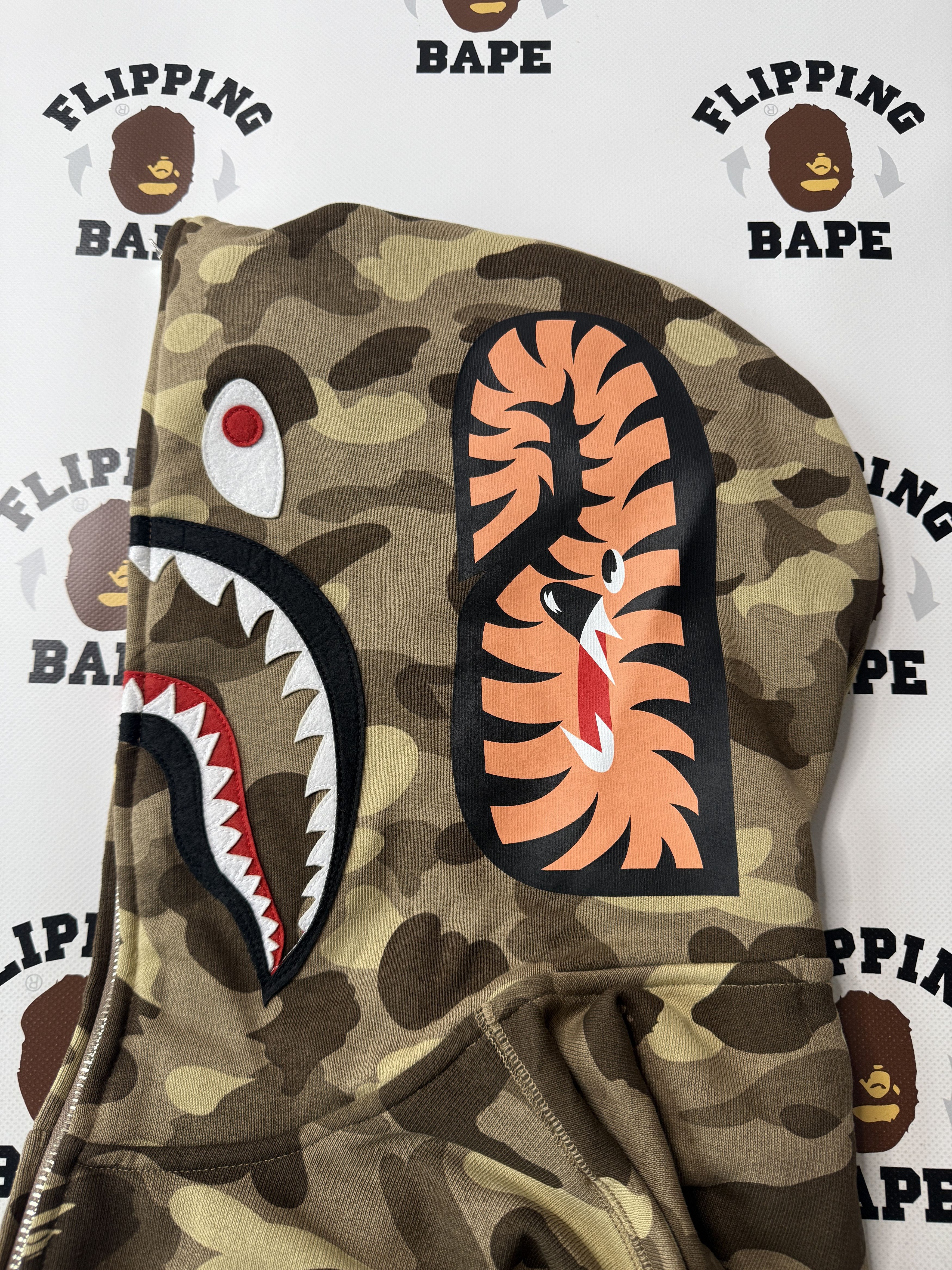 Bape BAPE X STRAYKIDS PUPPYM SHARK FULL ZIP HOODIE Size US S / EU 44-46 / 1 - 5 Thumbnail