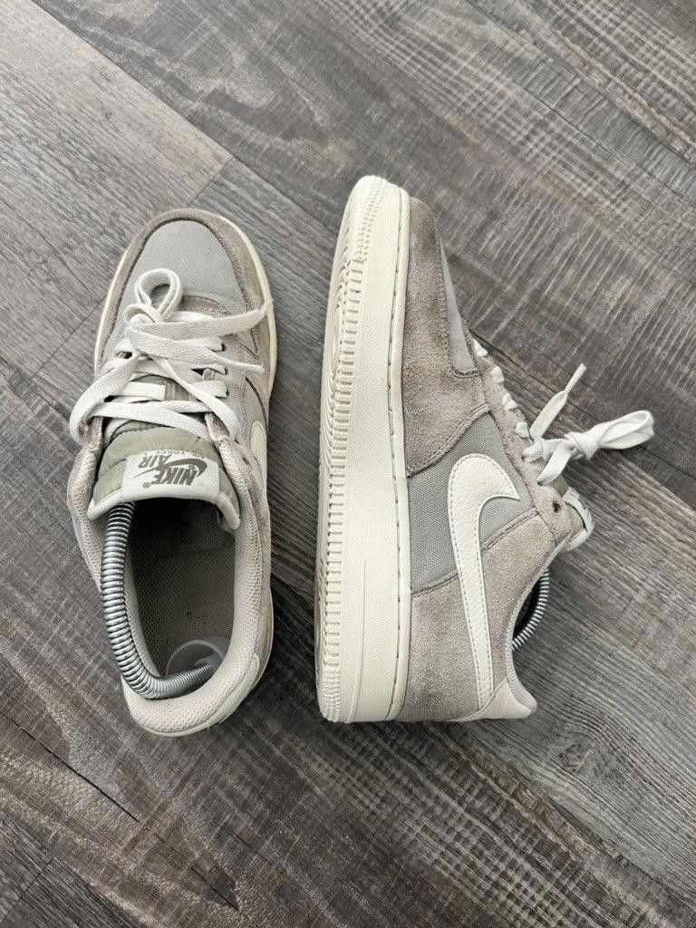 Nike NIKE • Air Force 1 Low "2019 Spruce Fog" (6.5M) Size US 6.5 / EU 39-40 - 9 Thumbnail