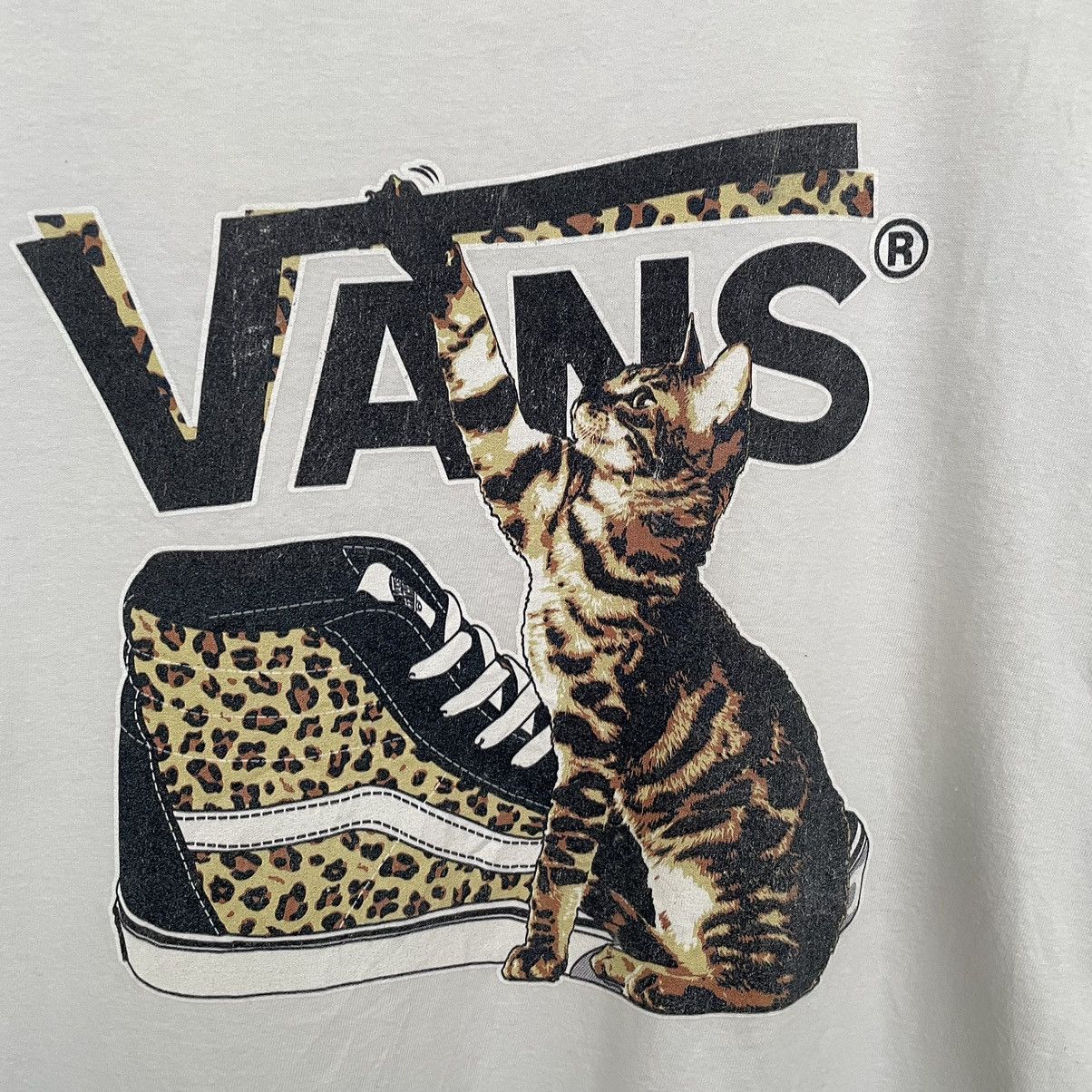 Vans Vintage Y2K Vans Skater T Shirt Rare Design Size US L / EU 52-54 / 3 - 2 Thumbnail
