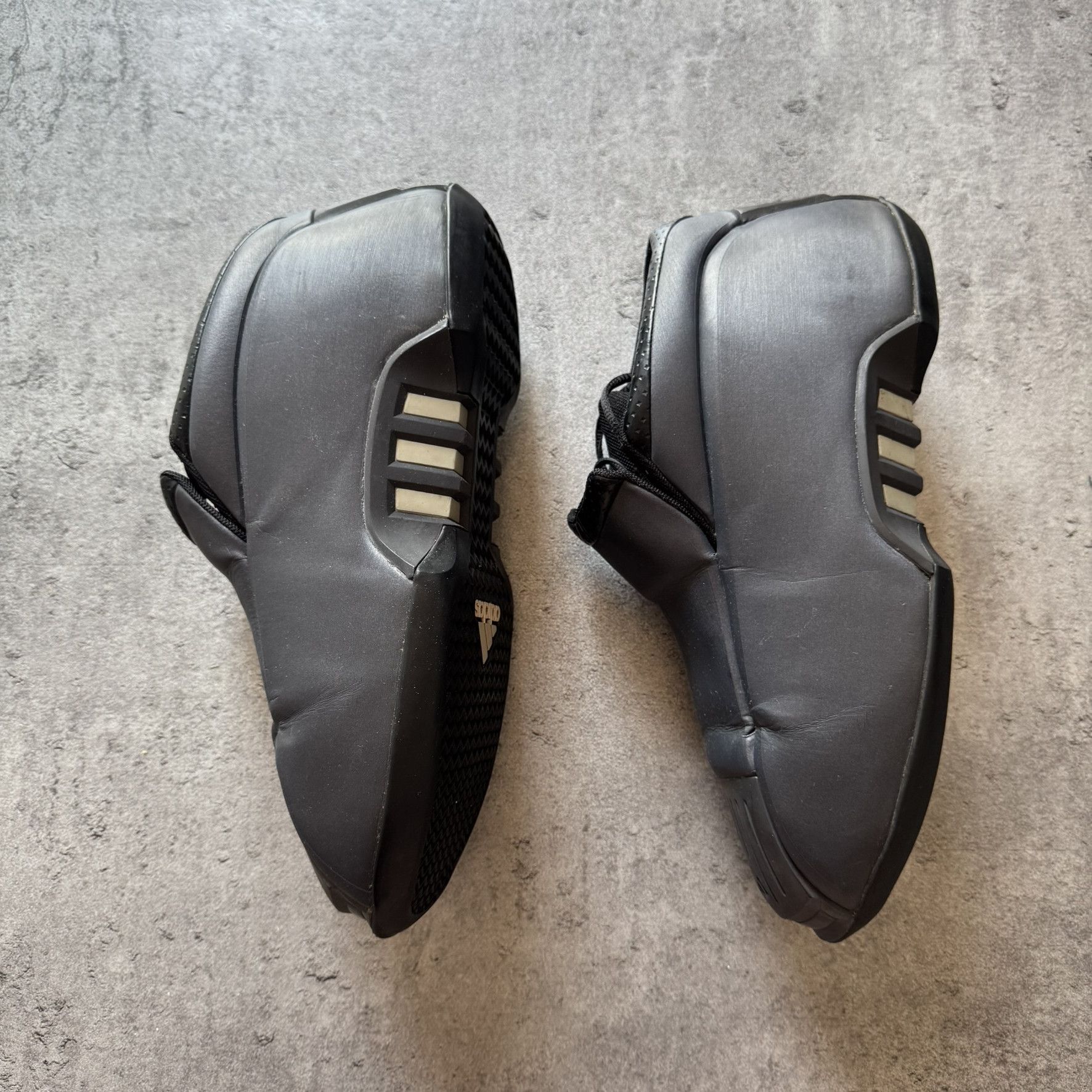 Adidas 2001 Adidas Kobe 2 Graphite Size US 10.5 / EU 43-44 - 4 Thumbnail