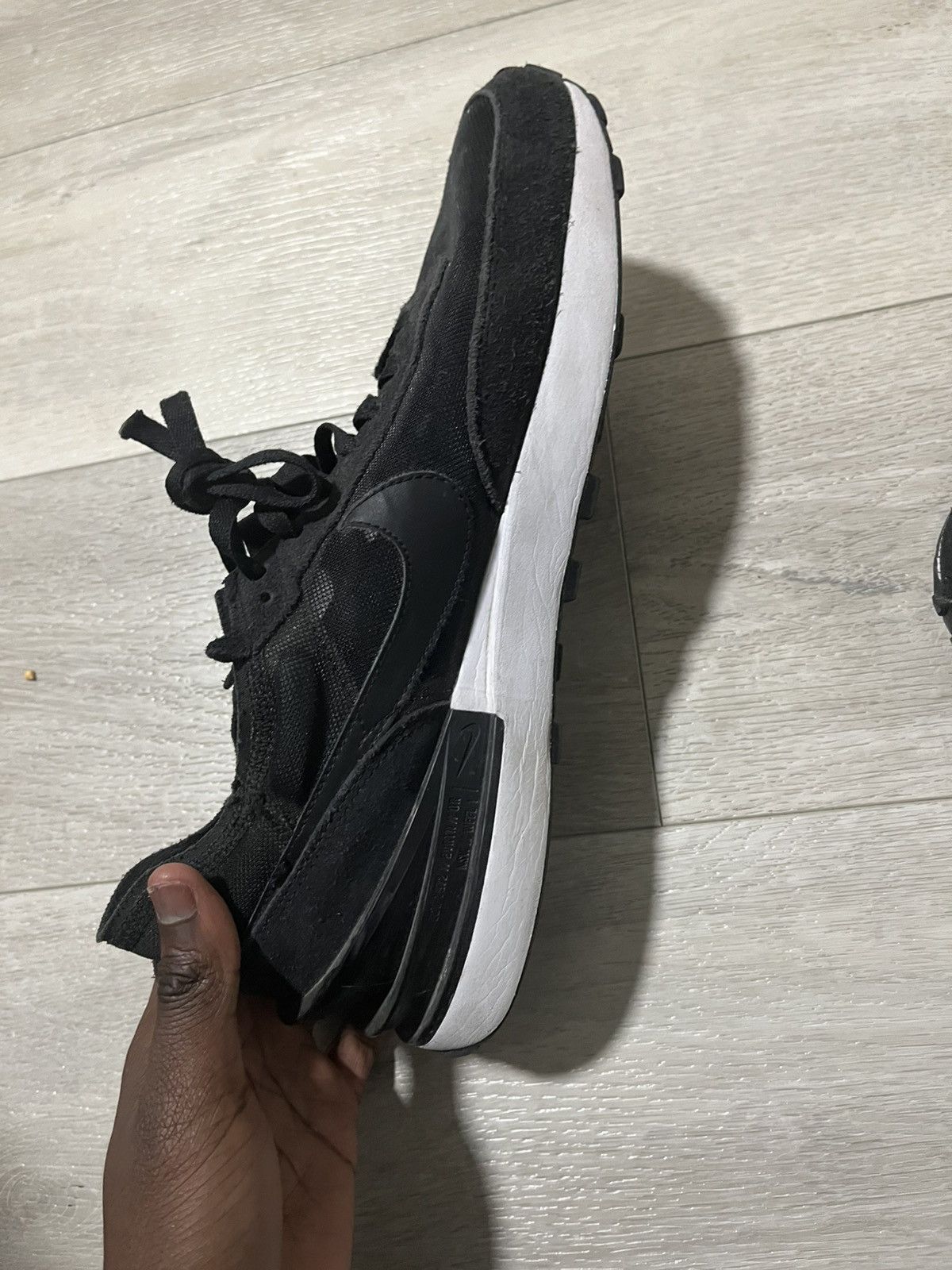 Nike Nike Waffle One Se Size US 11.5 / EU 44-45 - 4 Thumbnail