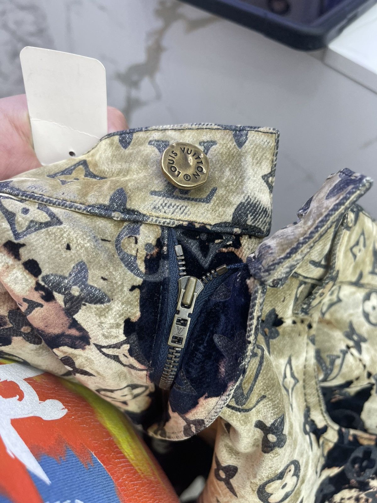 Louis Vuitton Louis Vuitton pants all over logo navy/ beige Size US 34 / EU 50 - 14 Thumbnail