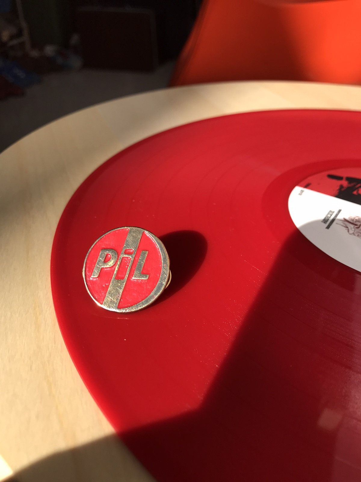 Band Tees × Designer PIL Public Image Limited Red and brass Limited Pin Enamel Size ONE SIZE - 6 Thumbnail