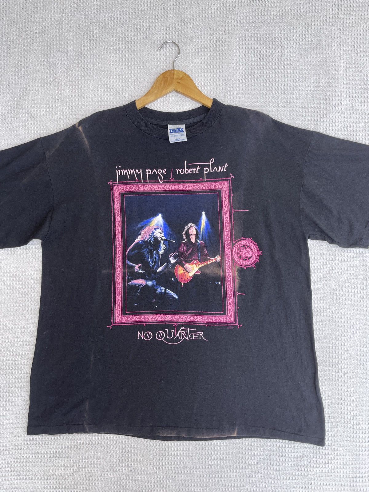 Band Tees Last Drop🔥Rare🔥Vtg90s JIMMY PAGE Robert Plant No Quarter Tee Size US XL / EU 56 / 4 - 14 Thumbnail