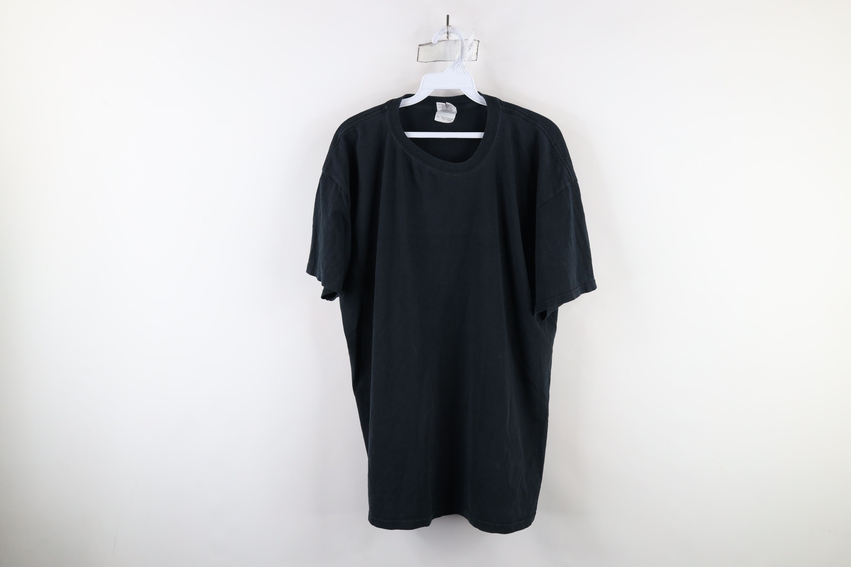 Vintage Vintage 90s Streetwear Heavyweight Cotton T-Shirt Black Size US XL / EU 56 / 4 - 1 Thumbnail