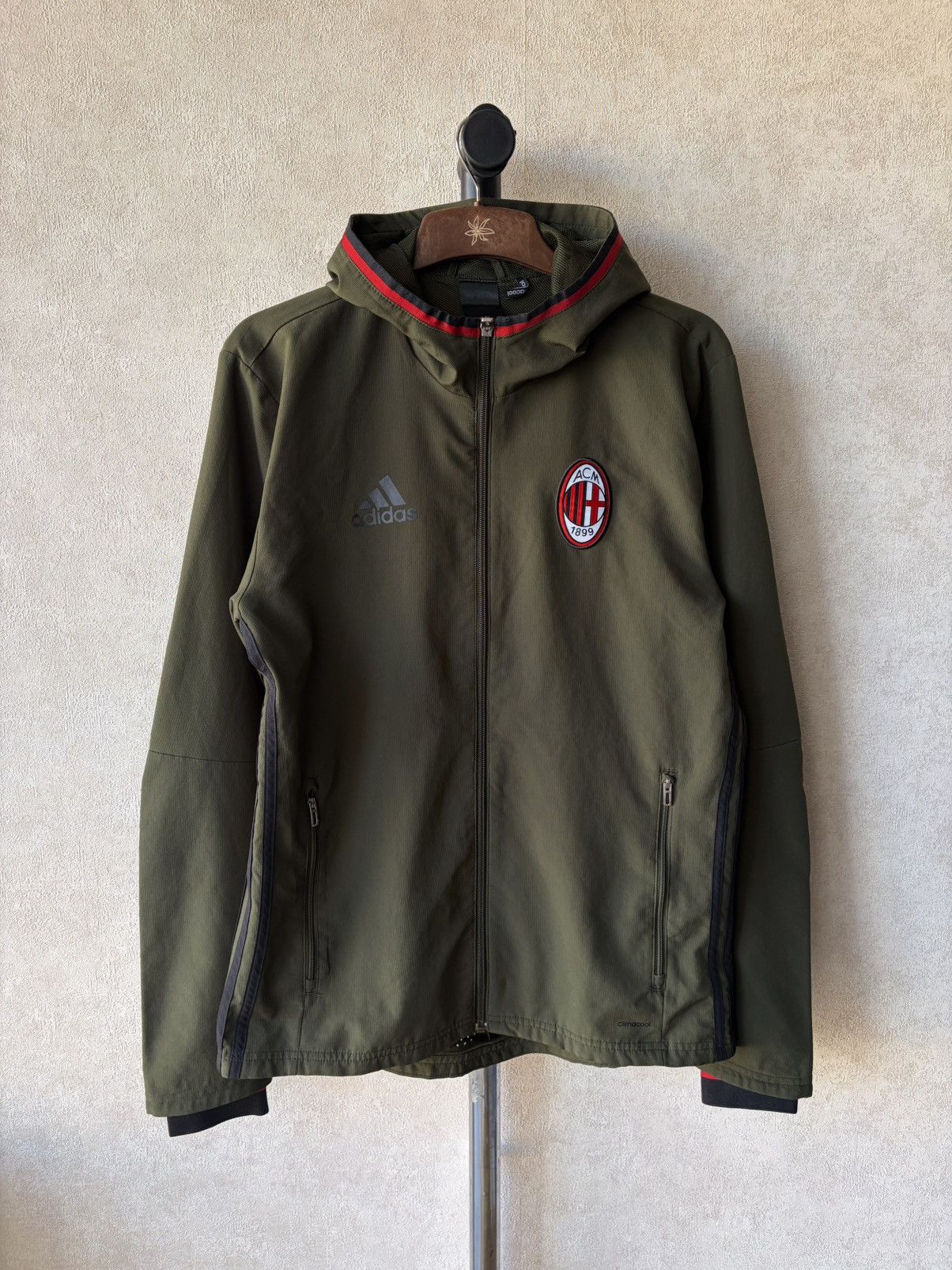 adidas gazelle silver green womens adidas Manchester United OG Beckenbauer Track Top  Soccer Locker