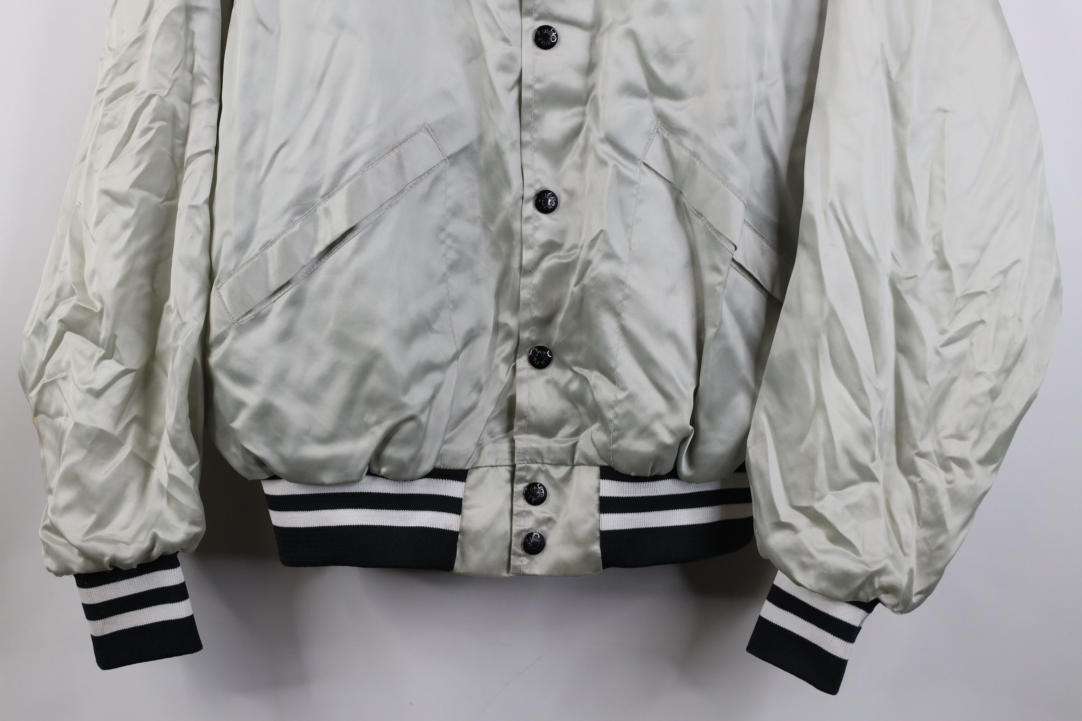 Vintage Vintage 80s Celotex Roofing Satin Bomber Jacket Silver USA Size US M / EU 48-50 / 2 - 3 Thumbnail