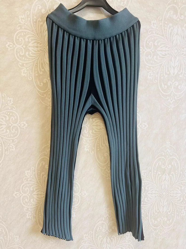 Issey Miyake Issey Miyake size:3 Green color-blocked knitted pants Size 22" - 1 Thumbnail