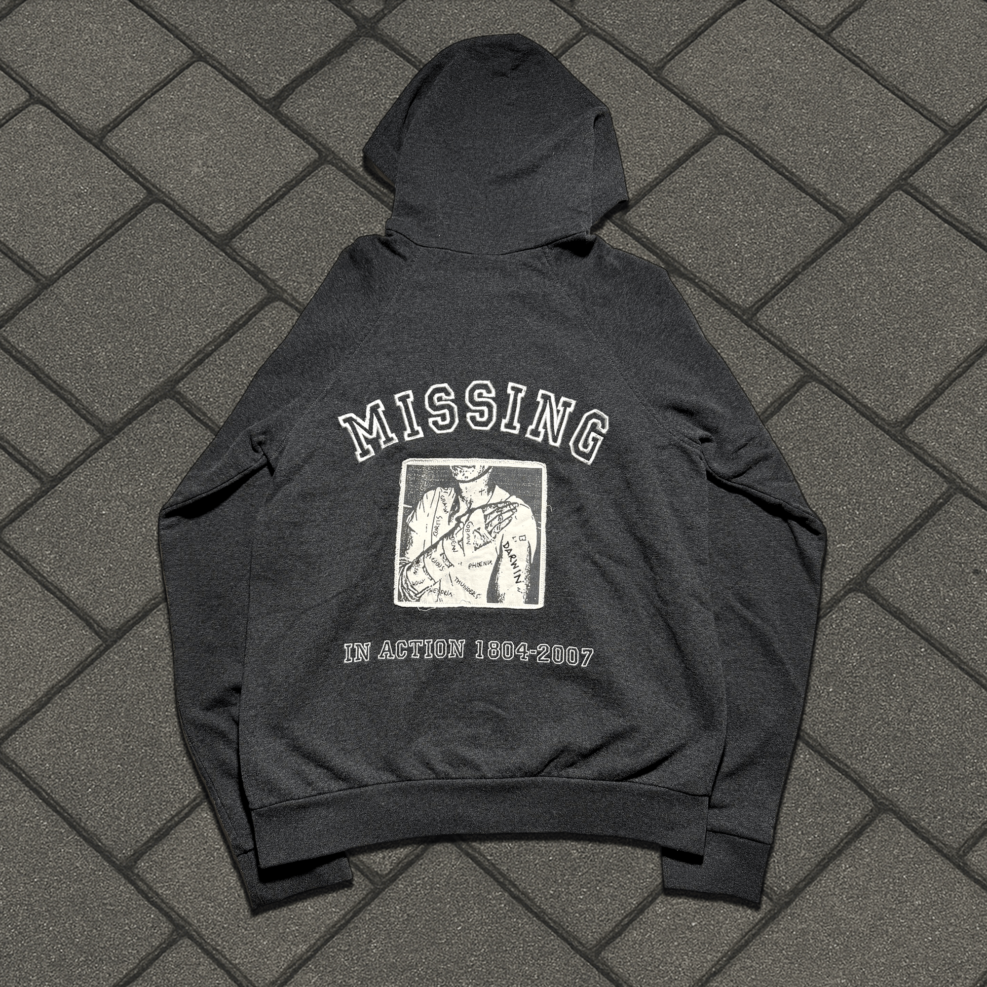 Raf Simons SS07 Raf Simons 'Missing' Hoodie Size US S / EU 44-46 / 1 - 1 Thumbnail