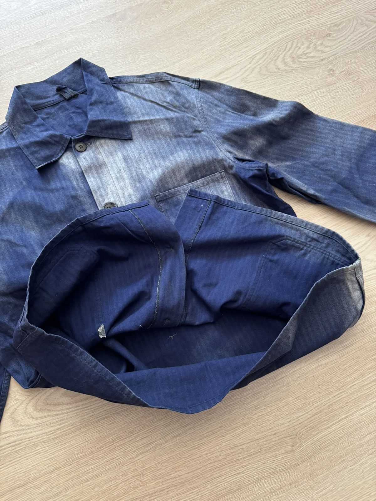 Le Laboureur Vintage Sunfaded Worker Le Laboureur Chore Trashed Jacket Size US L / EU 52-54 / 3 - 6 Thumbnail
