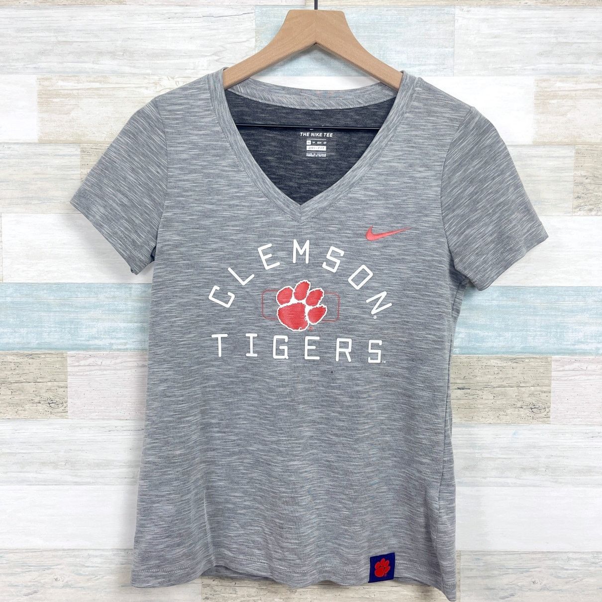 Nike Clemson Tigers The Nike Tee Gray Graphic Logo Womens XS Size XS / US 0-2 / IT 36-38 - 1 Thumbnail