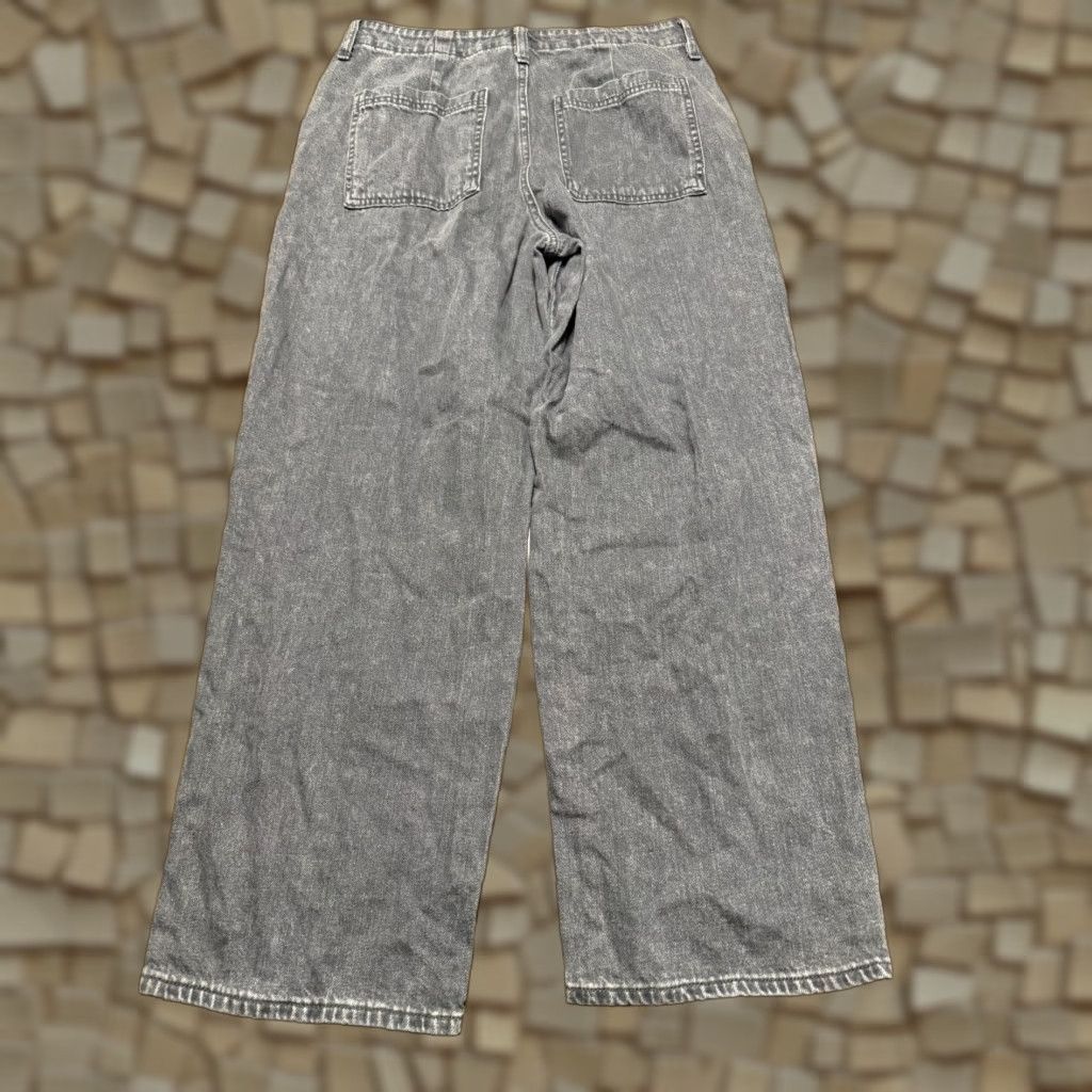 Vintage VINTAGE: No but Keep Original: Universal Thread Jeans Womens Size 12/31R Gray Relaxed Straight 40" Length Size 34" / US 12 / IT 48 - 1 Thumbnail