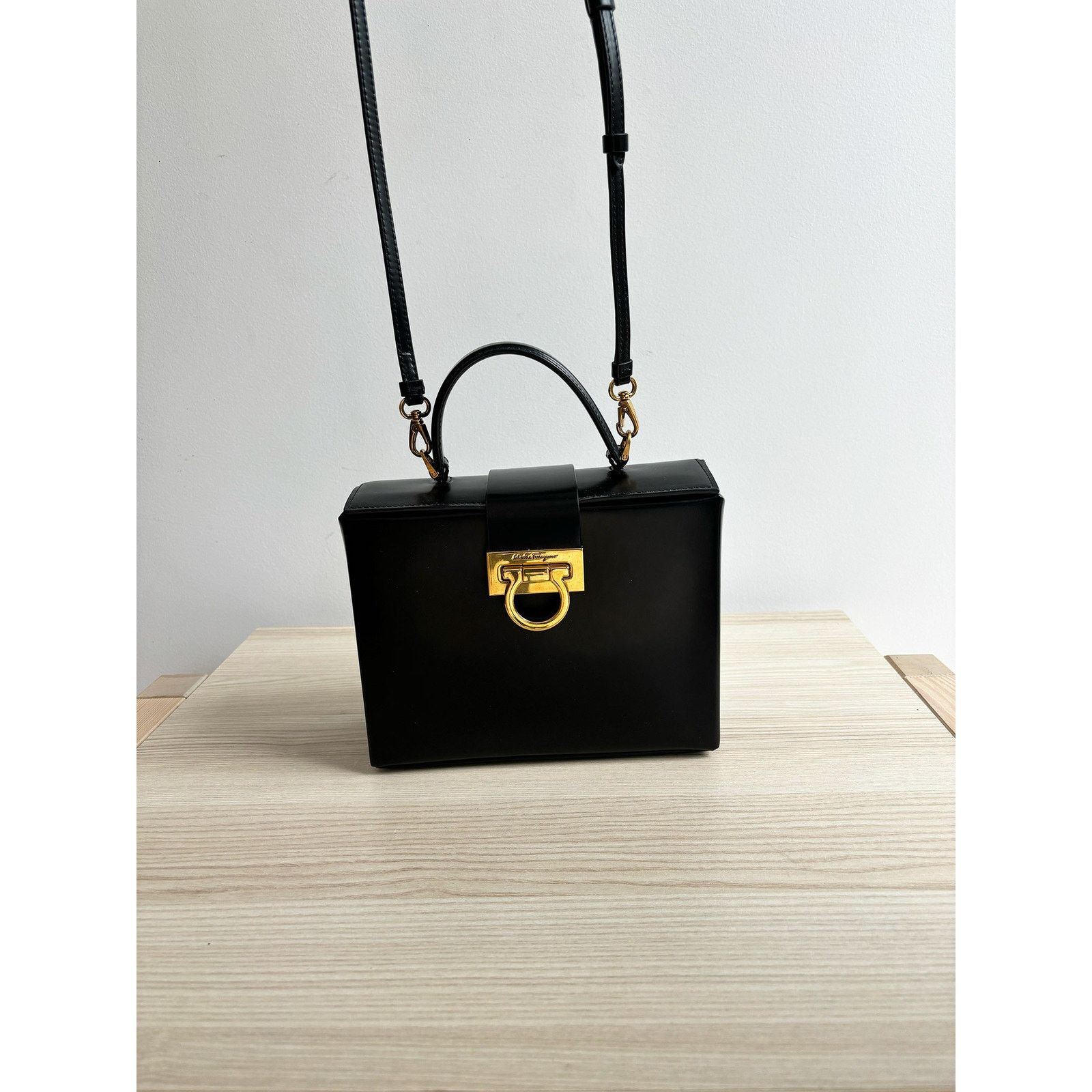 Salvatore Ferragamo Ferragamo Gancini Top Handle Bag Size ONE SIZE - 7 Thumbnail