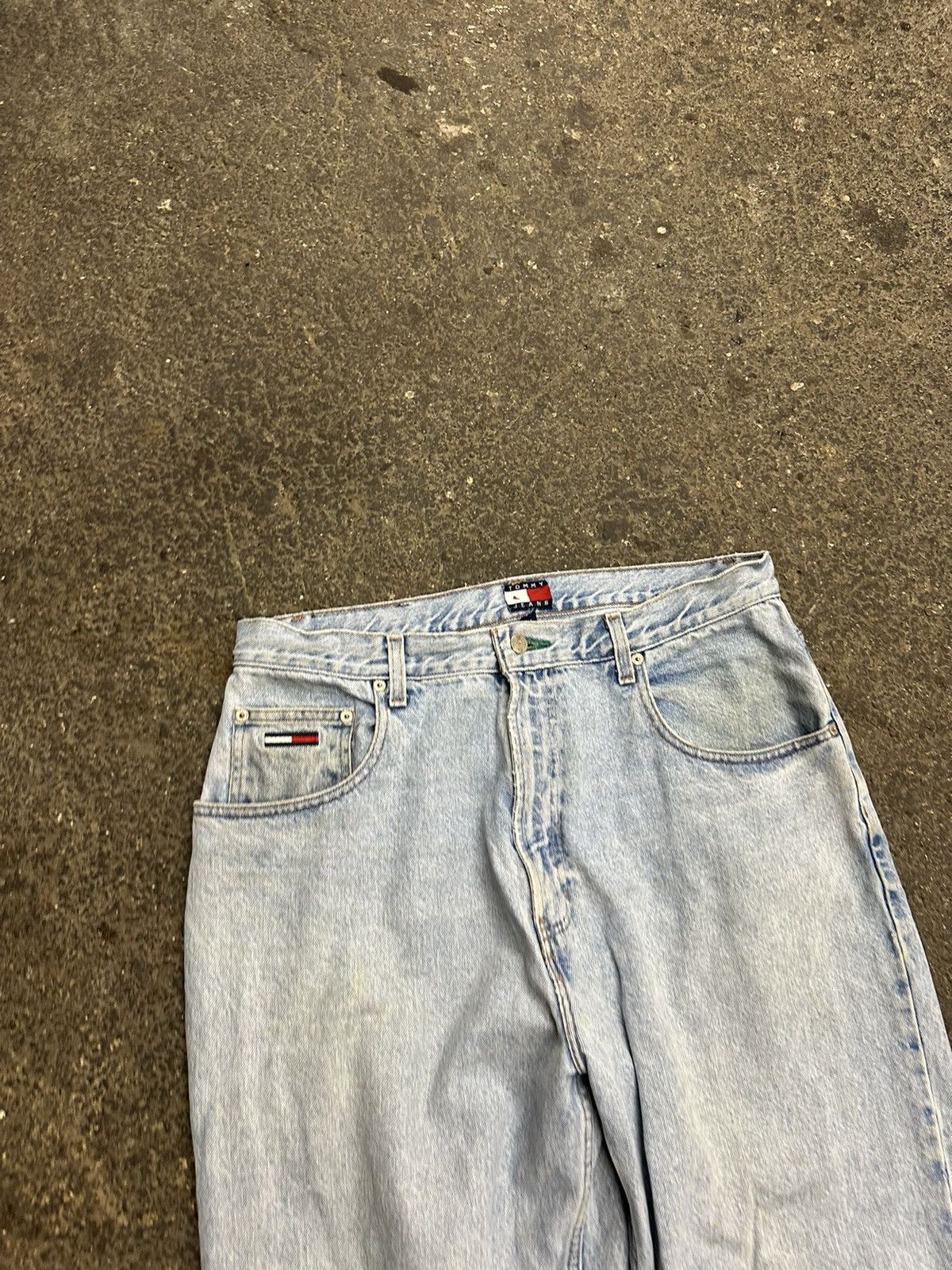 Tommy Hilfiger × Vintage Y2K baggy Tommy jeans Size US 34 / EU 50 - 10 Thumbnail