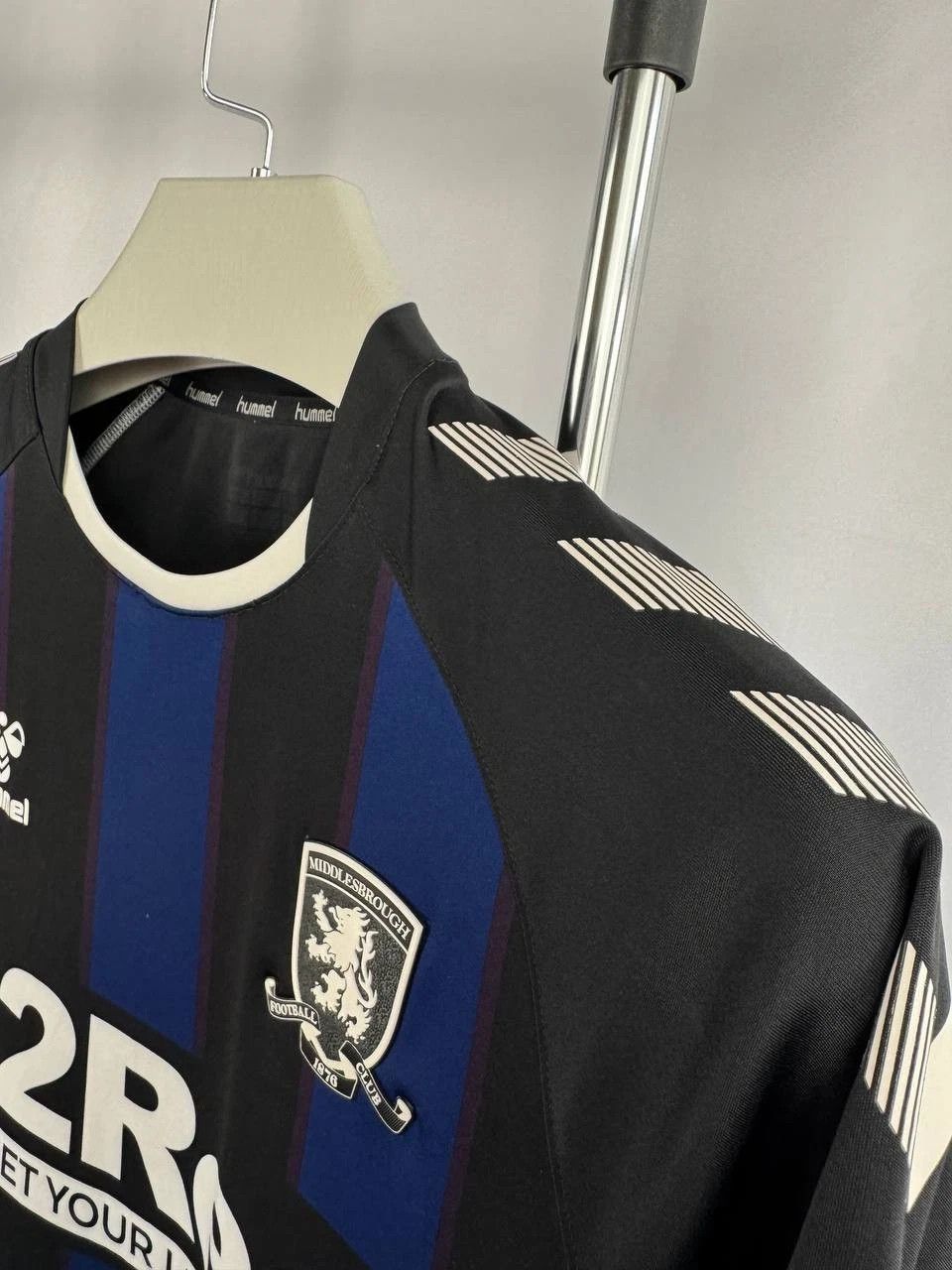 Hummel Hummel Middlesbrough Away Jersey 22/23 Black Blue Size US L / EU 52-54 / 3 - 9 Thumbnail