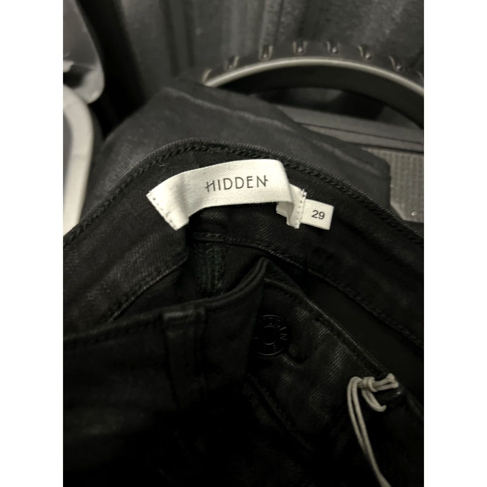 Vintage VINTAGE? (No) Hidden Jeans Taylor High-Rise Black Textured Skinny Pants Size 29 Womens Size 29 Black Skinny Jeans Hidden Womens NWT NEW Size 29" - 4 Thumbnail