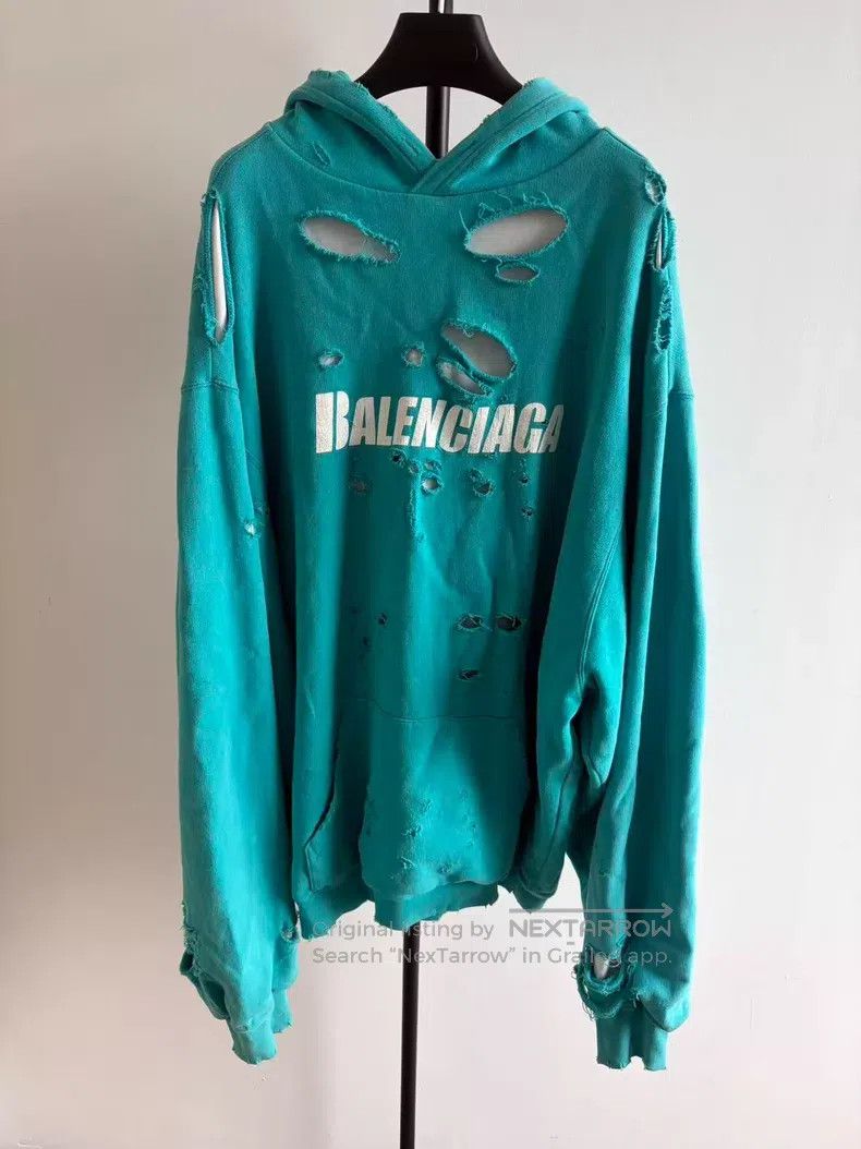 Balenciaga Balenciaga Alphabet Print Hole Hoodie Sweatshirt Size US XS / EU 42 / 0 - 1 Thumbnail