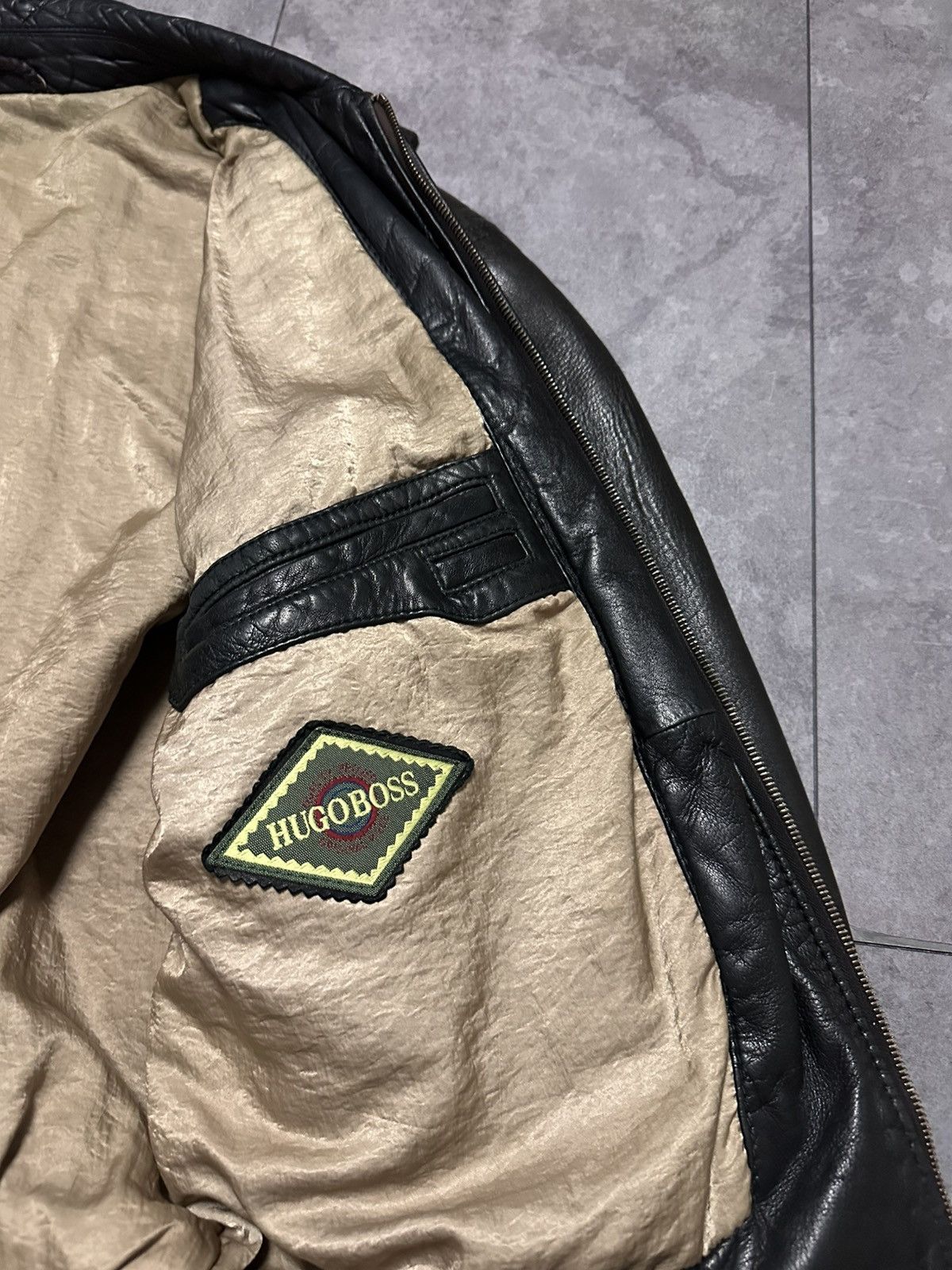 Hugo Boss bomber jacket Hugo Boss Size US L / EU 52-54 / 3 - 10 Thumbnail