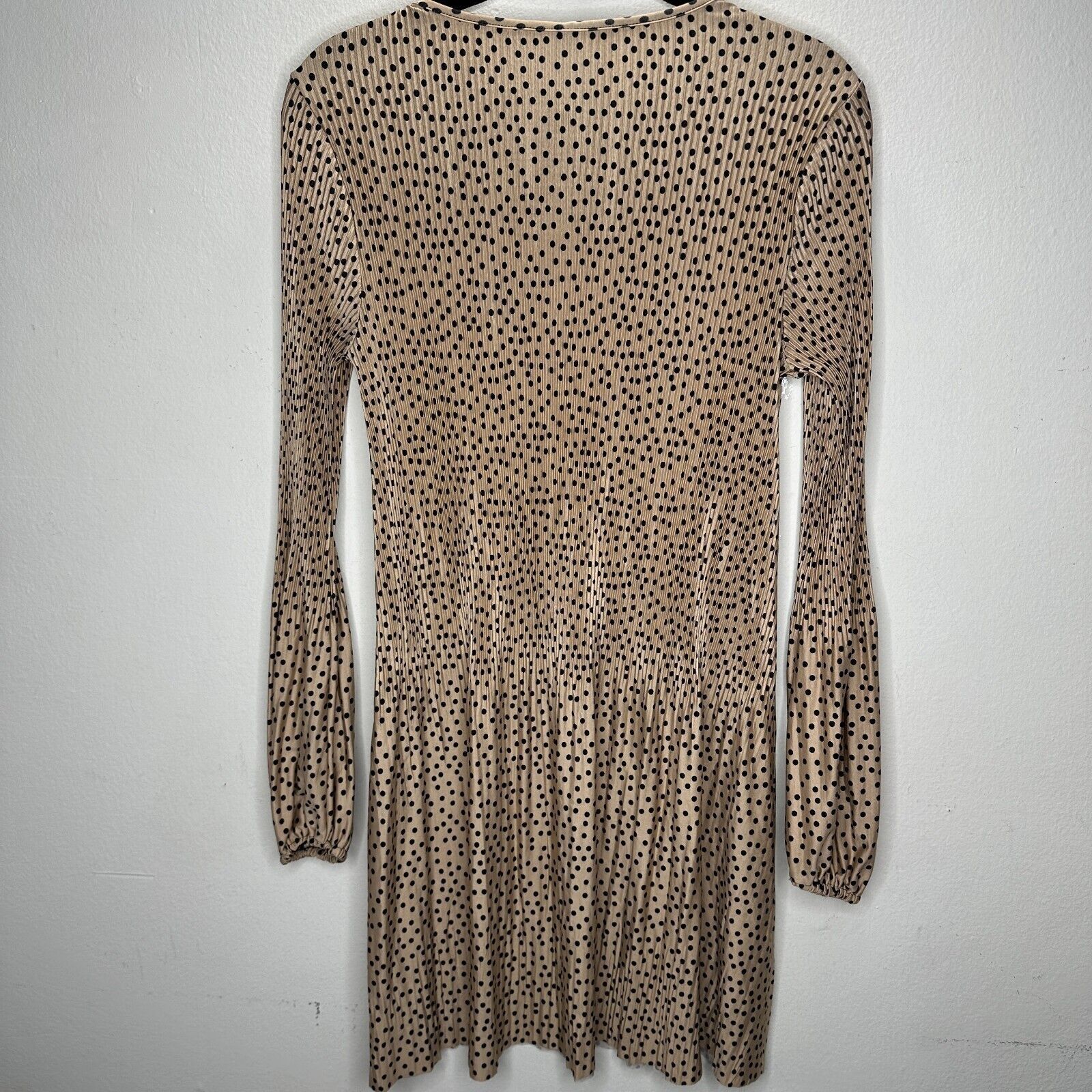 Other Stradivarius Polka Dot Mini Pleat Balloon Sleeve Dress S Size S / US 4 / IT 40 - 7 Thumbnail