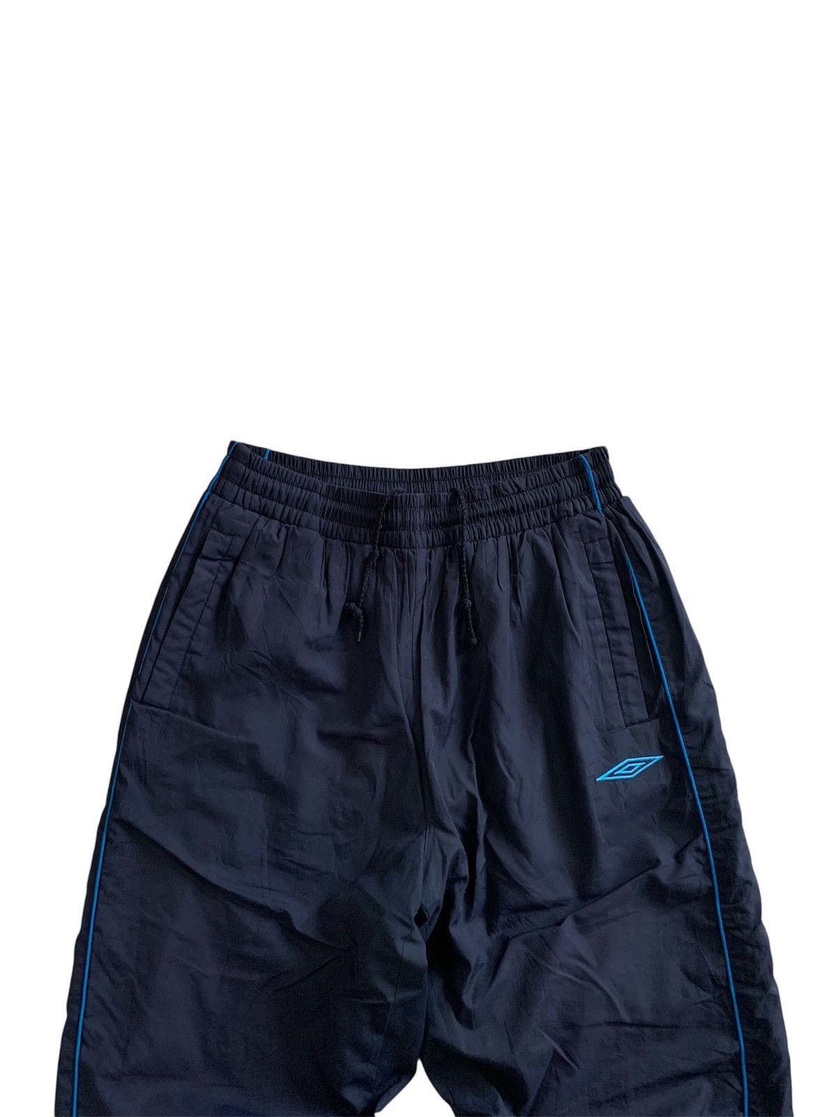 Umbro Vintage Umbro Y2k Baggy Trackpants Size US 34 / EU 50 - 4 Thumbnail