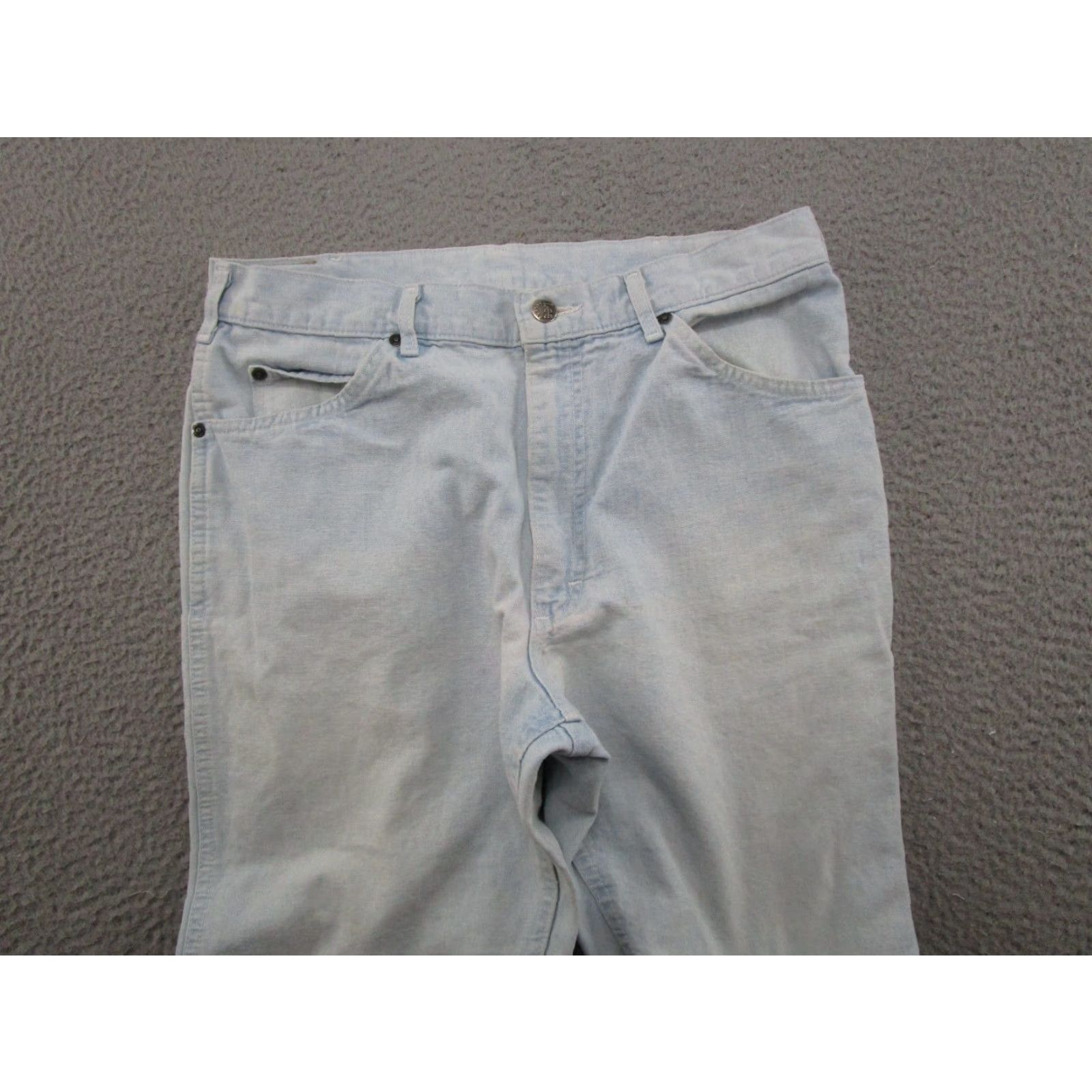 Lee VINTAGE Lee Riders Jeans SZ 34x30 Straight 80s 90s USA Light Blue Denim Man/Men Leather Logo Pattern 5-Pocket Union Made USA Lee Classic Fit Jeans Size US 34 / EU 50 - 7 Thumbnail