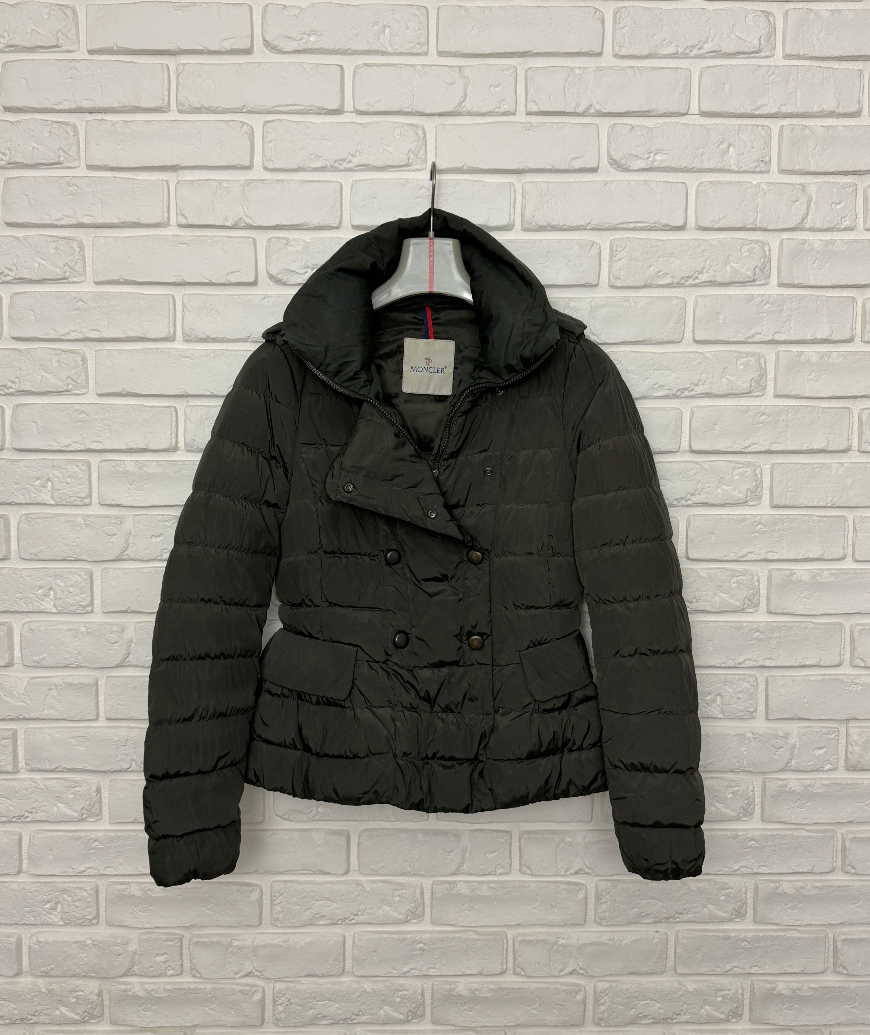Moncler Moncler Rosean Double Breasted Jacket Puffer Olive Size 1 Size S / US 4 / IT 40 - 1 Thumbnail