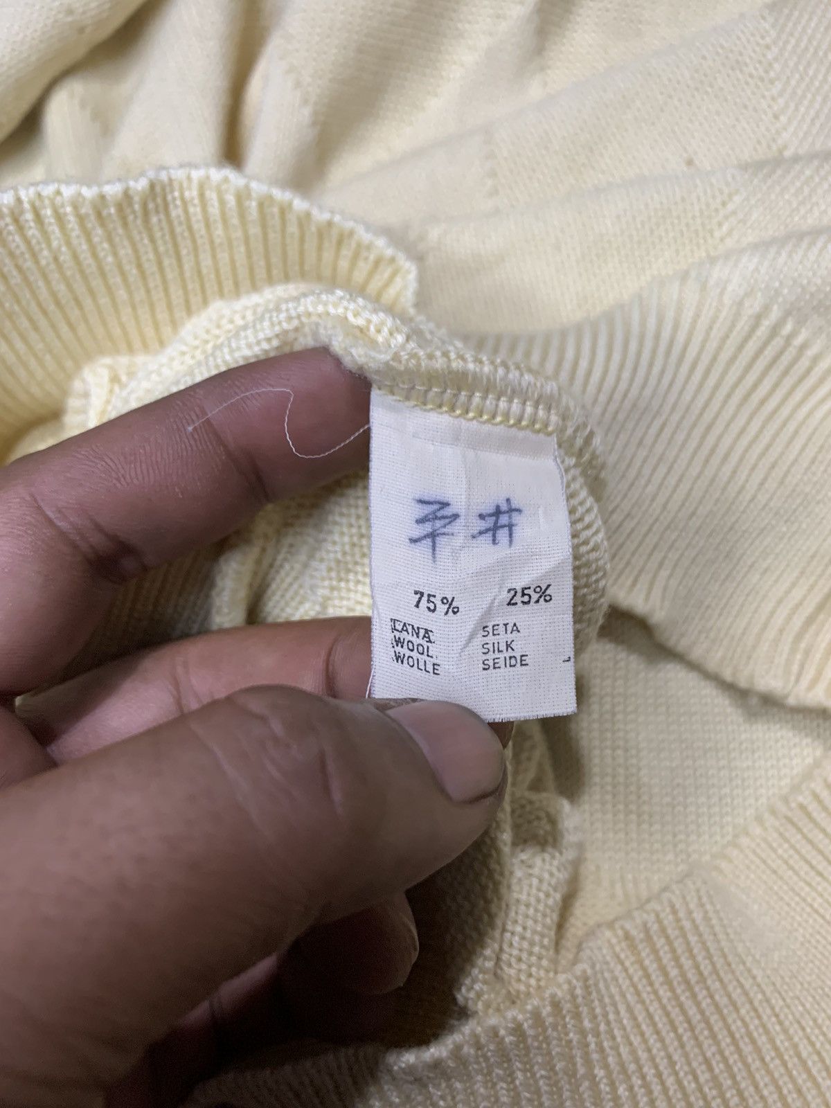 Balenciaga Vintage Balenciaga Logo embroidery diamond wool knit sweater Size US XL / EU 56 / 4 - 10 Thumbnail