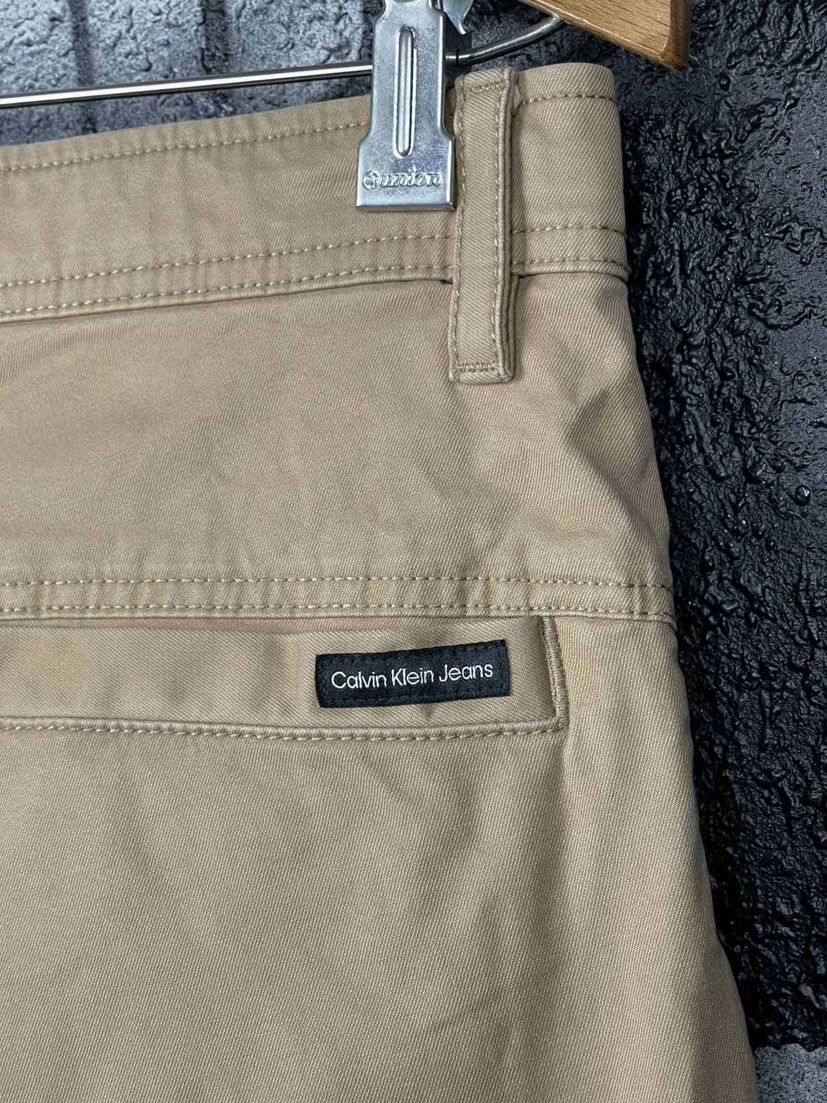 Calvin Klein Calvin Klein Skinny Fit Patch Logo Cargo Pants Size W30 Size US 30 / EU 46 - 8 Thumbnail