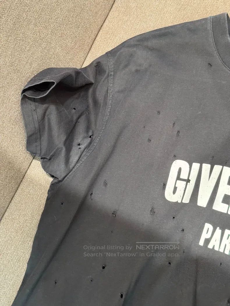 Givenchy Givenchy Big Logo Ripped T-Shirt Size US S / EU 44-46 / 1 - 4 Thumbnail