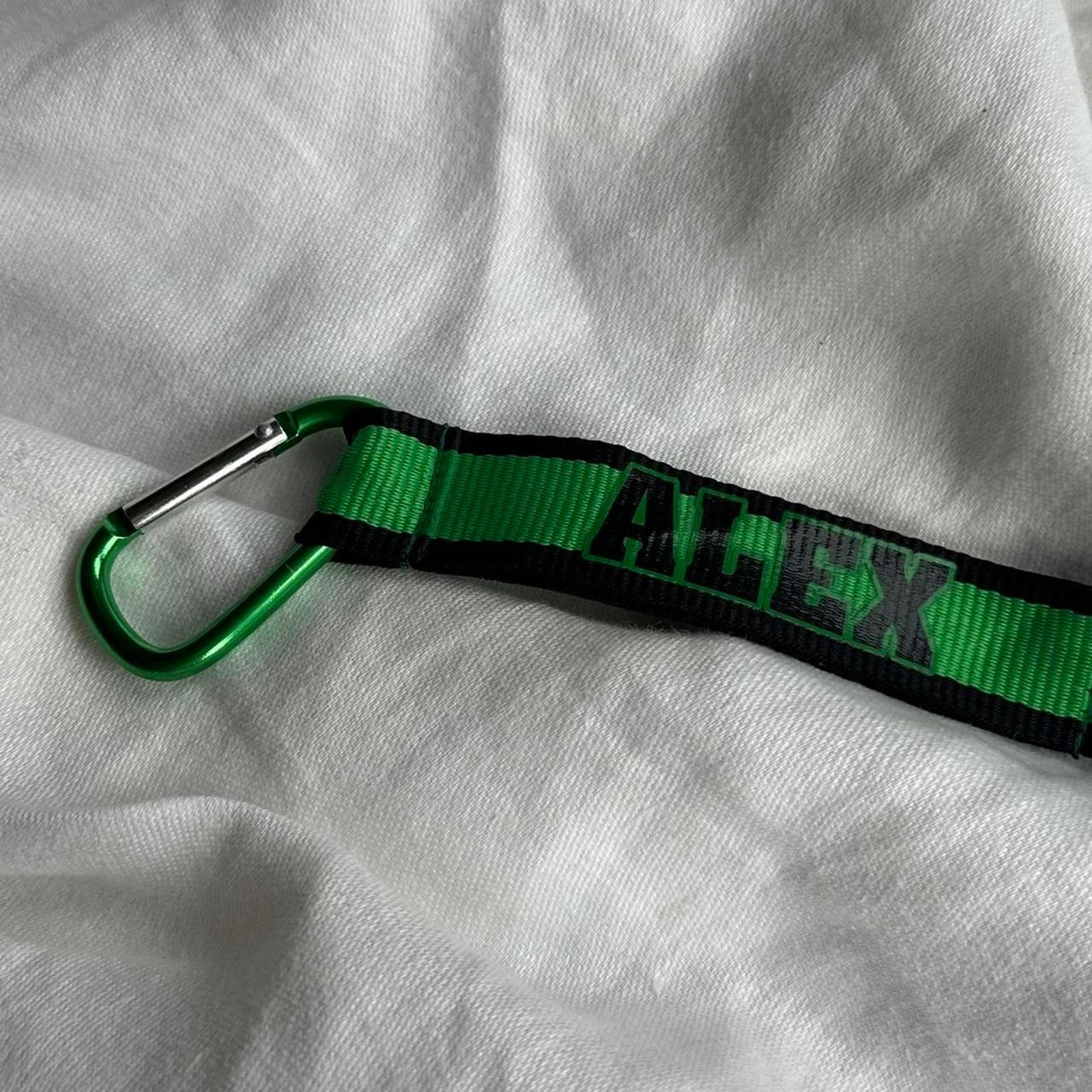 Other × Vintage Vintage Green Y2K Alex Keychain Carabiner Striped Accessory Size ONE SIZE - 5 Thumbnail