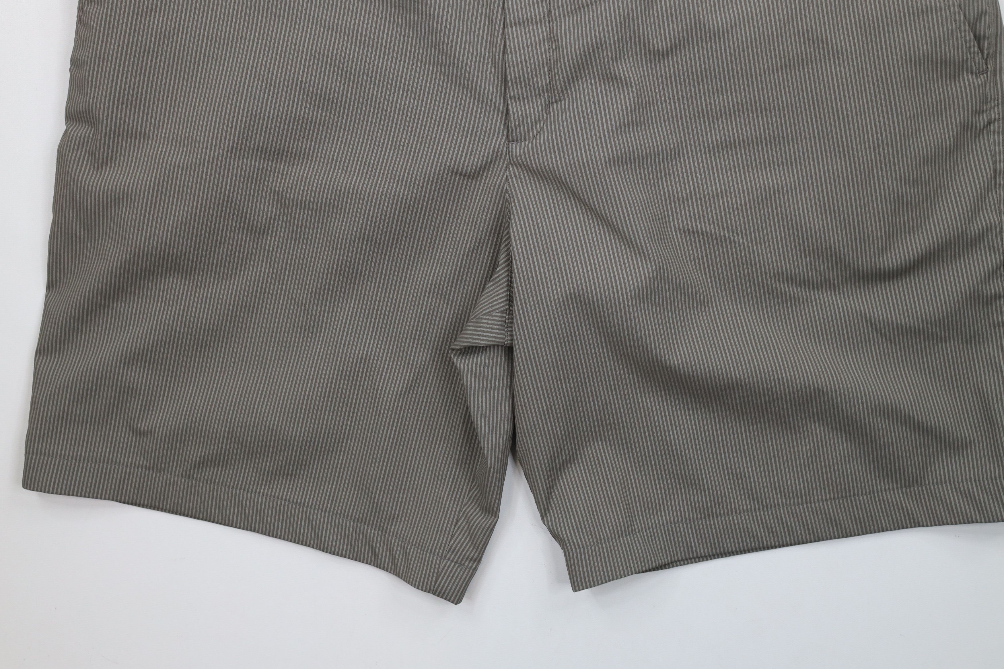 Nike × Vintage Nike Golf Flat Front Tech Golfing Golf Chino Shorts Gray Size US 42 / EU 58 - 4 Thumbnail