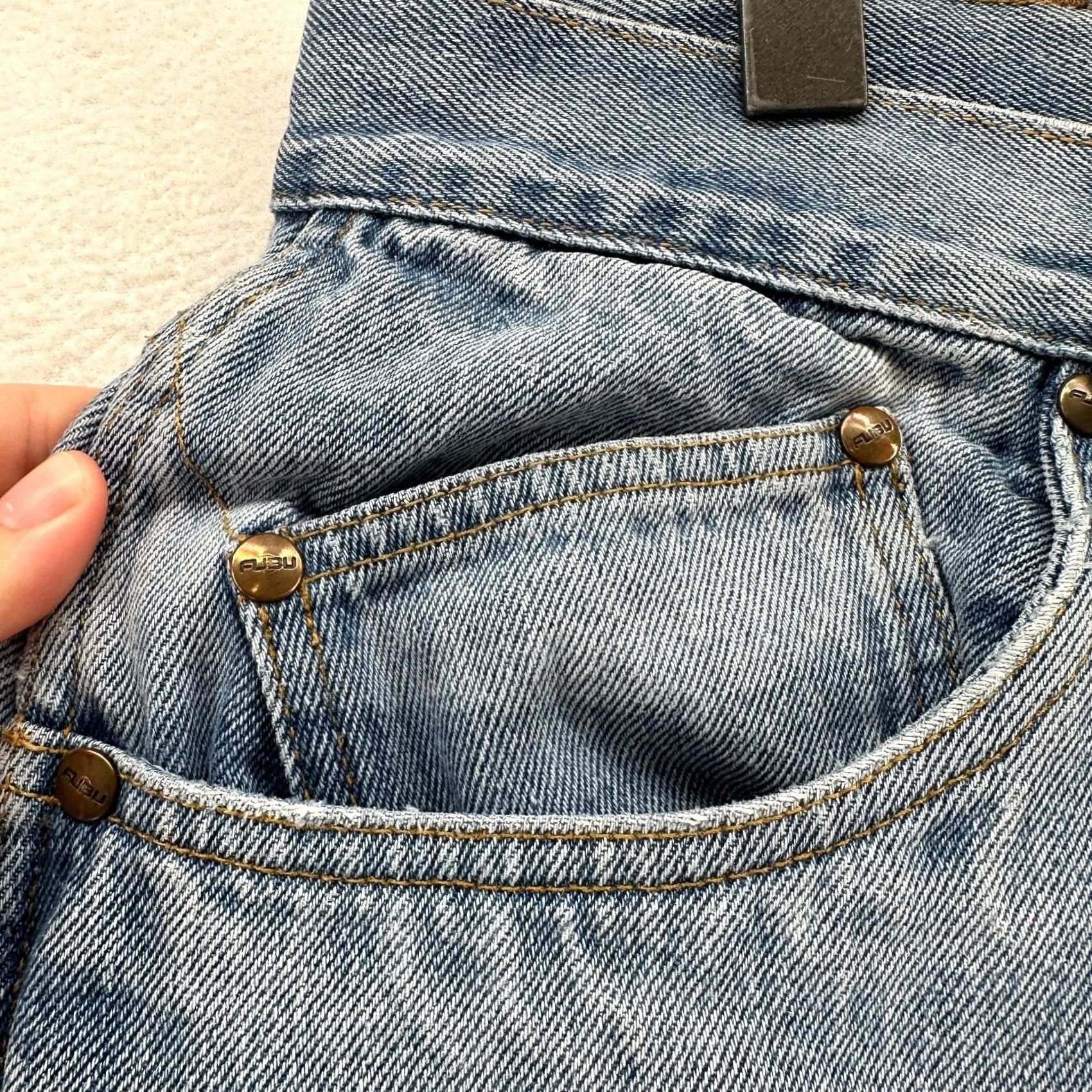 Fubu FUBU Bermuda Shorts Blue Men's 36 Light Wash Pockets Denim Vintage Regular UK? No Size US 36 / EU 52 - 7 Thumbnail