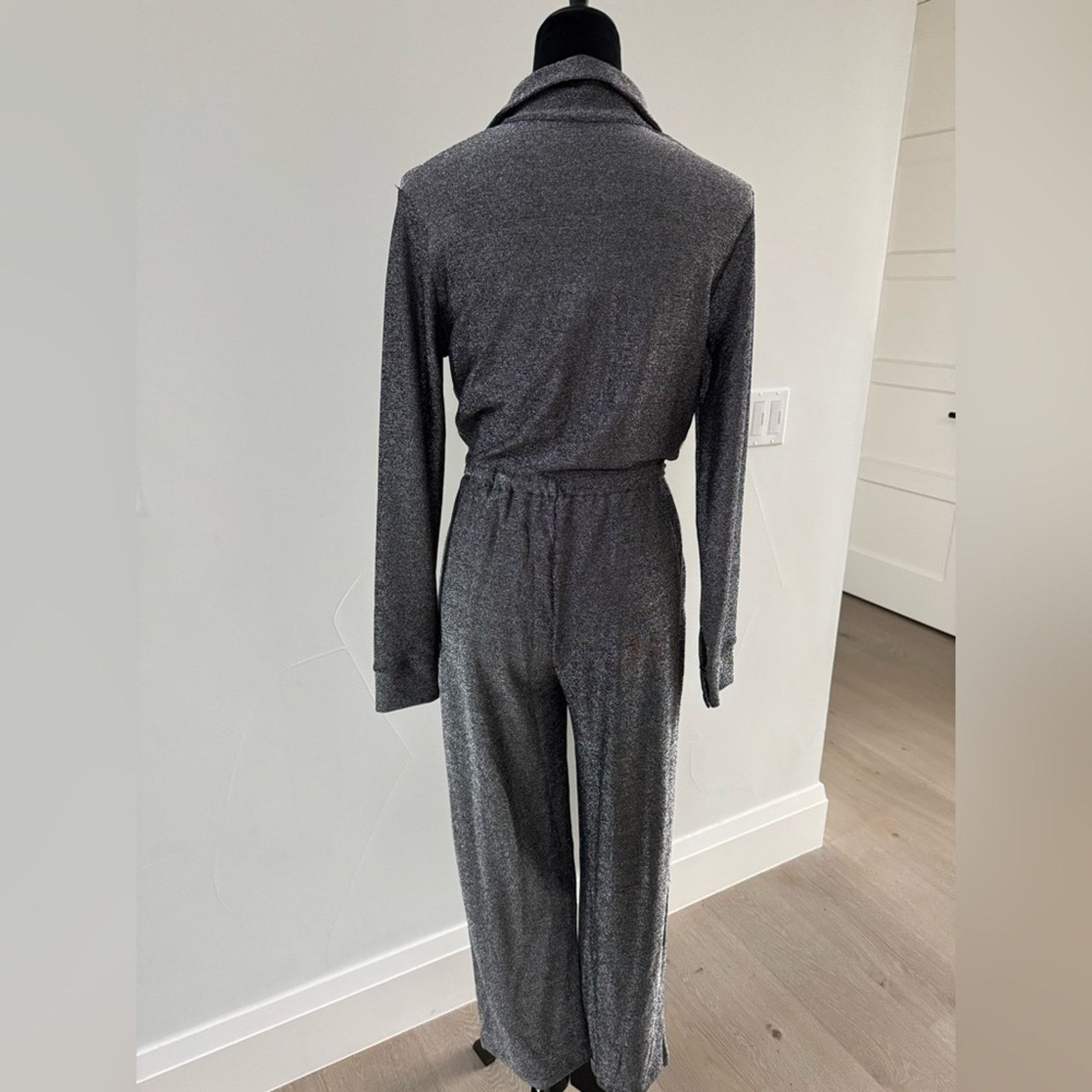 New Elegant Lurex Silver Shimmery Jumpsuit size S
