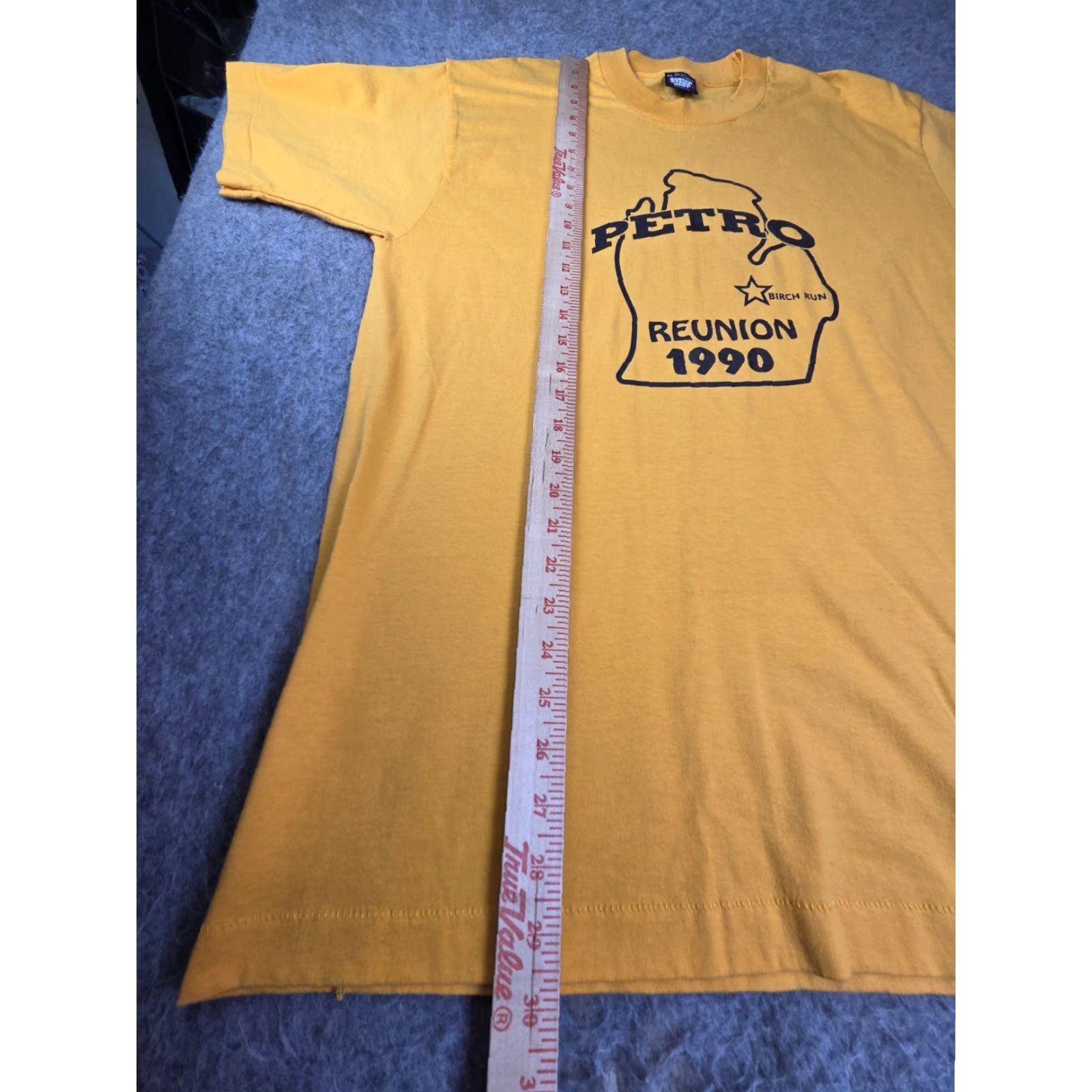 Vintage VINTAGE Michigan T Shirt Single Stitch XL USA 1990 Screen Stars Unisex Adults Short Sleeve Yellow USA Shirt Stitched Family Reunion 1990s Men Women Size US XL / EU 56 / 4 - 7 Thumbnail