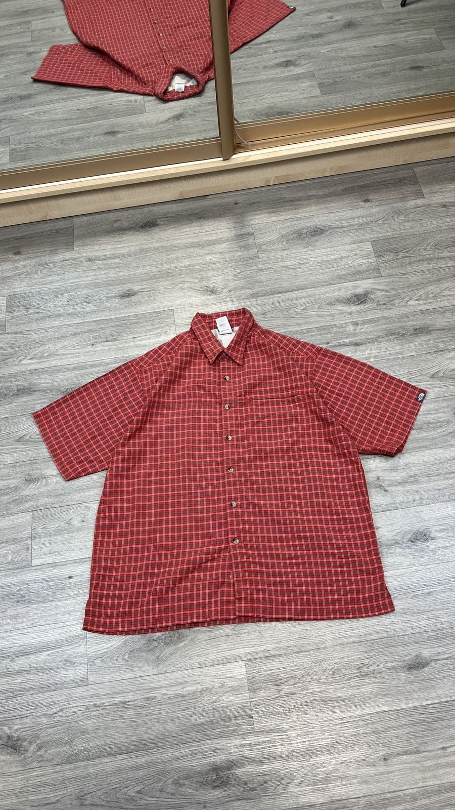 The North Face The North Face Vintage Plaid Short Sleeve Button Up Shirt Size US L / EU 52-54 / 3 - 1 Thumbnail