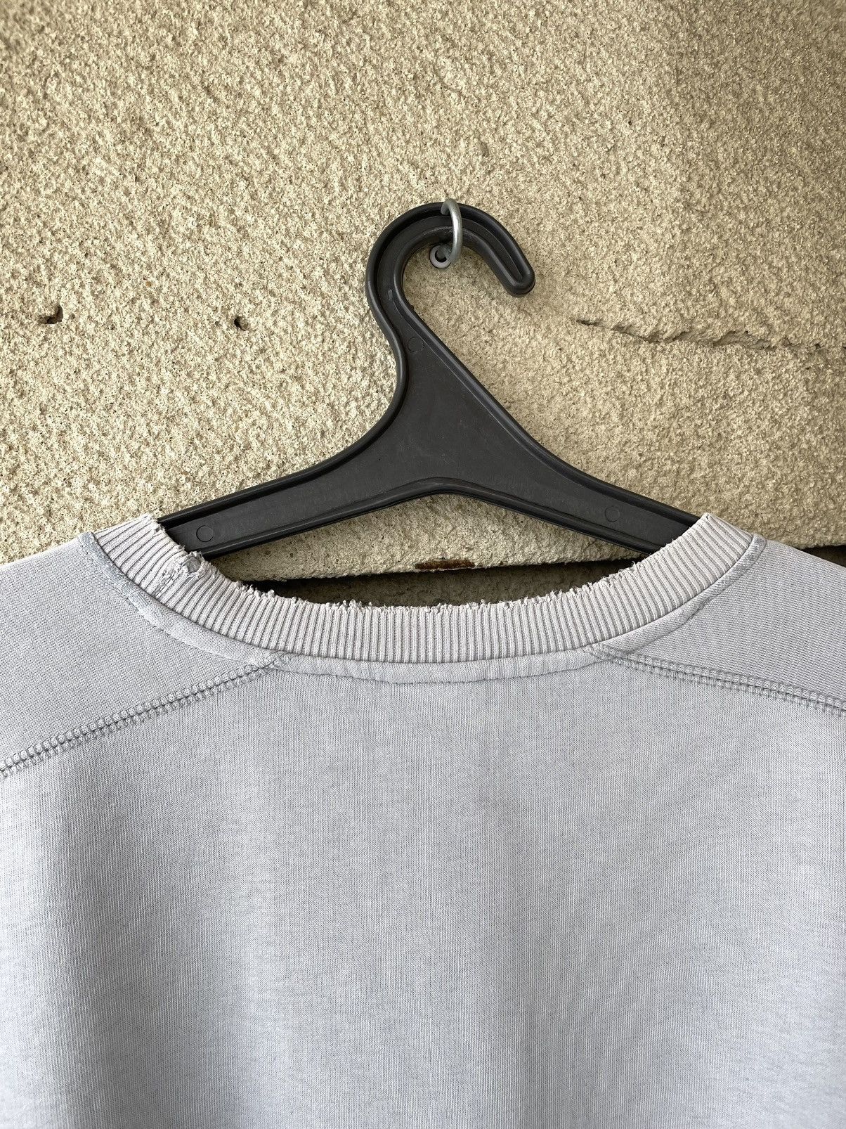 Nike Vintage Y2K Nike Big Logo Distressed Trashed Sweatshirt Size US XL / EU 56 / 4 - 22 Thumbnail