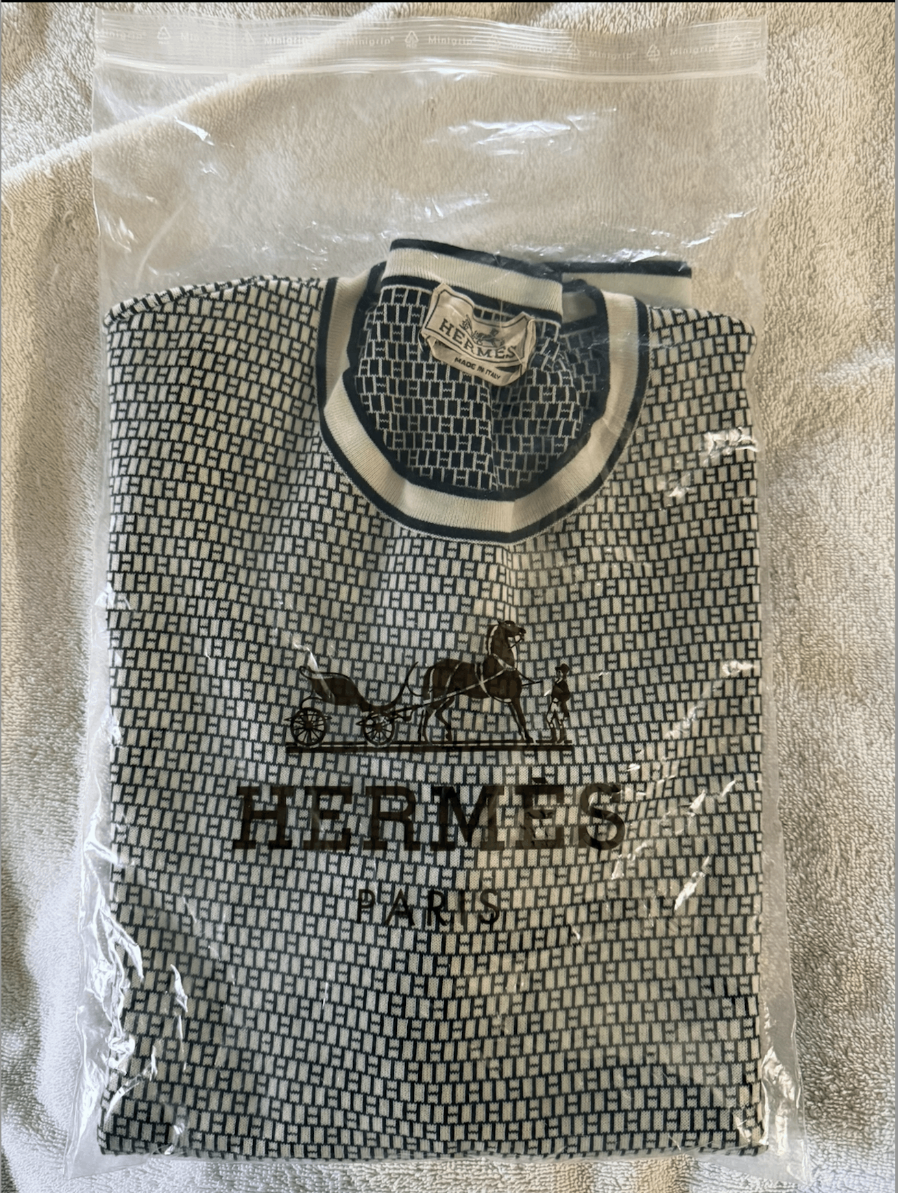 Hermes 100% Authentic Hermes H Logo Monogram Short Sleeve Sweater Size US M / EU 48-50 / 2 - 5 Thumbnail