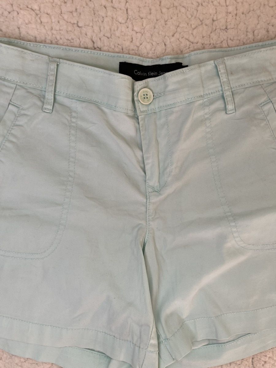 Calvin Klein × Vintage CK High-Waisted Shorts Size 27" / US 4 / IT 40 - 3 Thumbnail