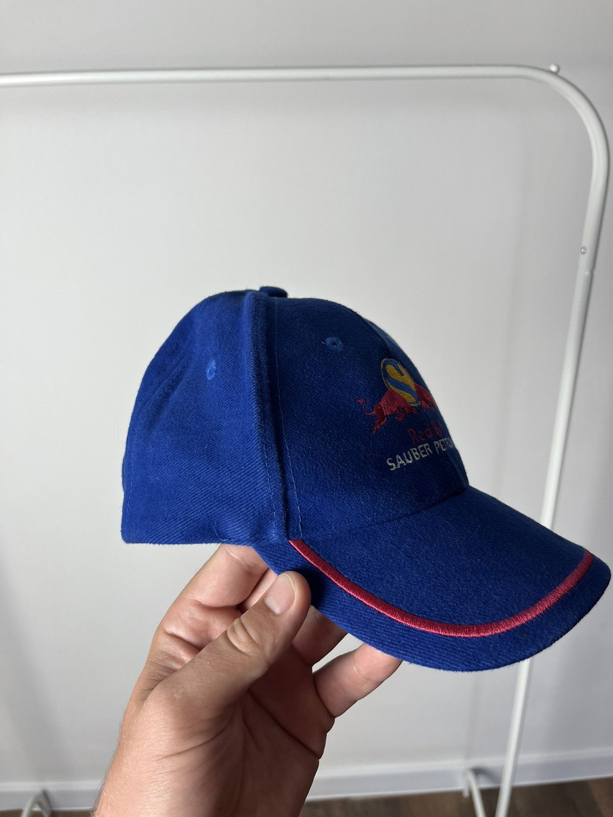 Red Bull × Vintage Red Bull Sauber Petronas Vintage Cap / Hat Size ONE SIZE - 3 Thumbnail