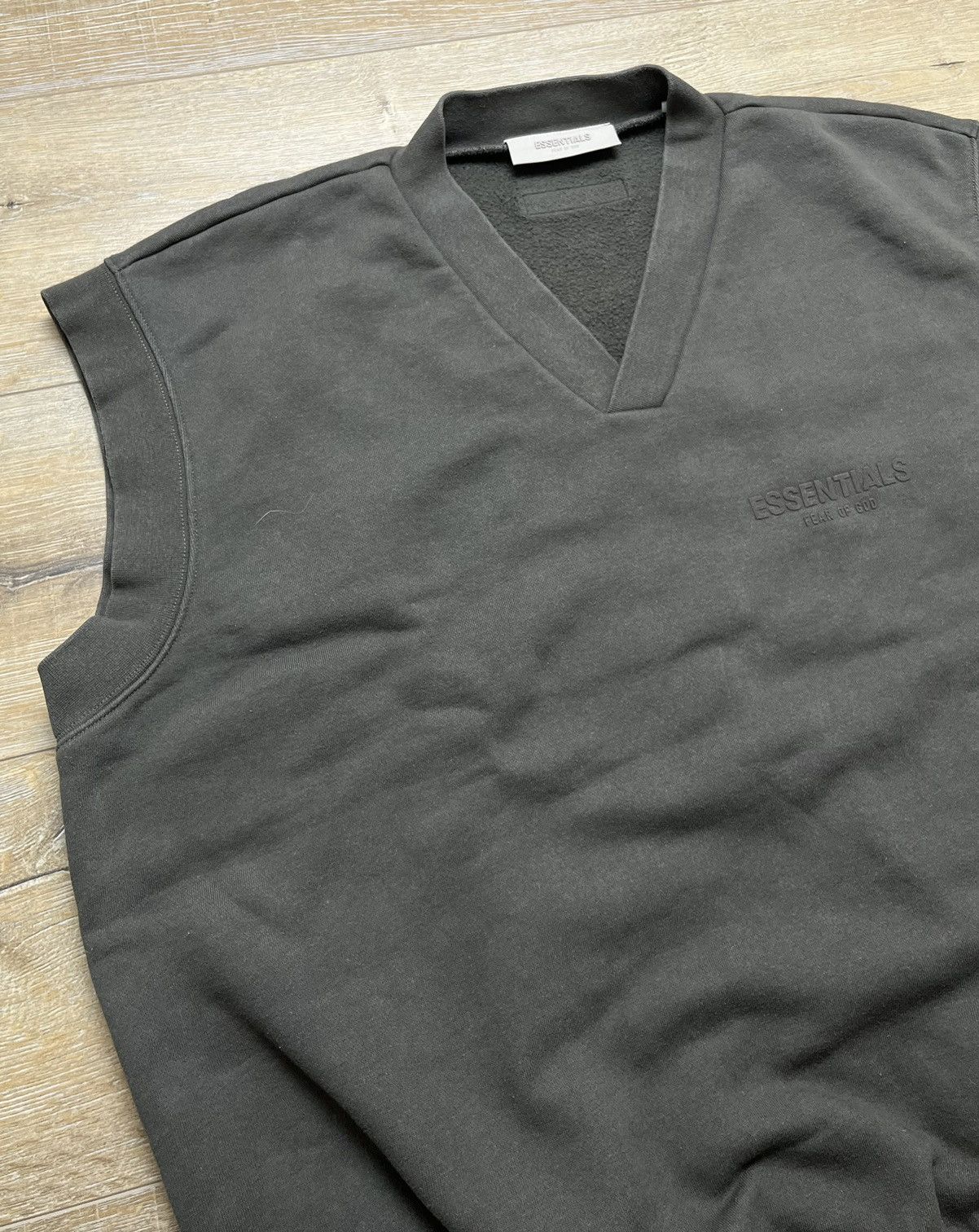 Essentials FEAR OF GOD ESSENTIALS VEST Size US XL / EU 56 / 4 - 2 Thumbnail