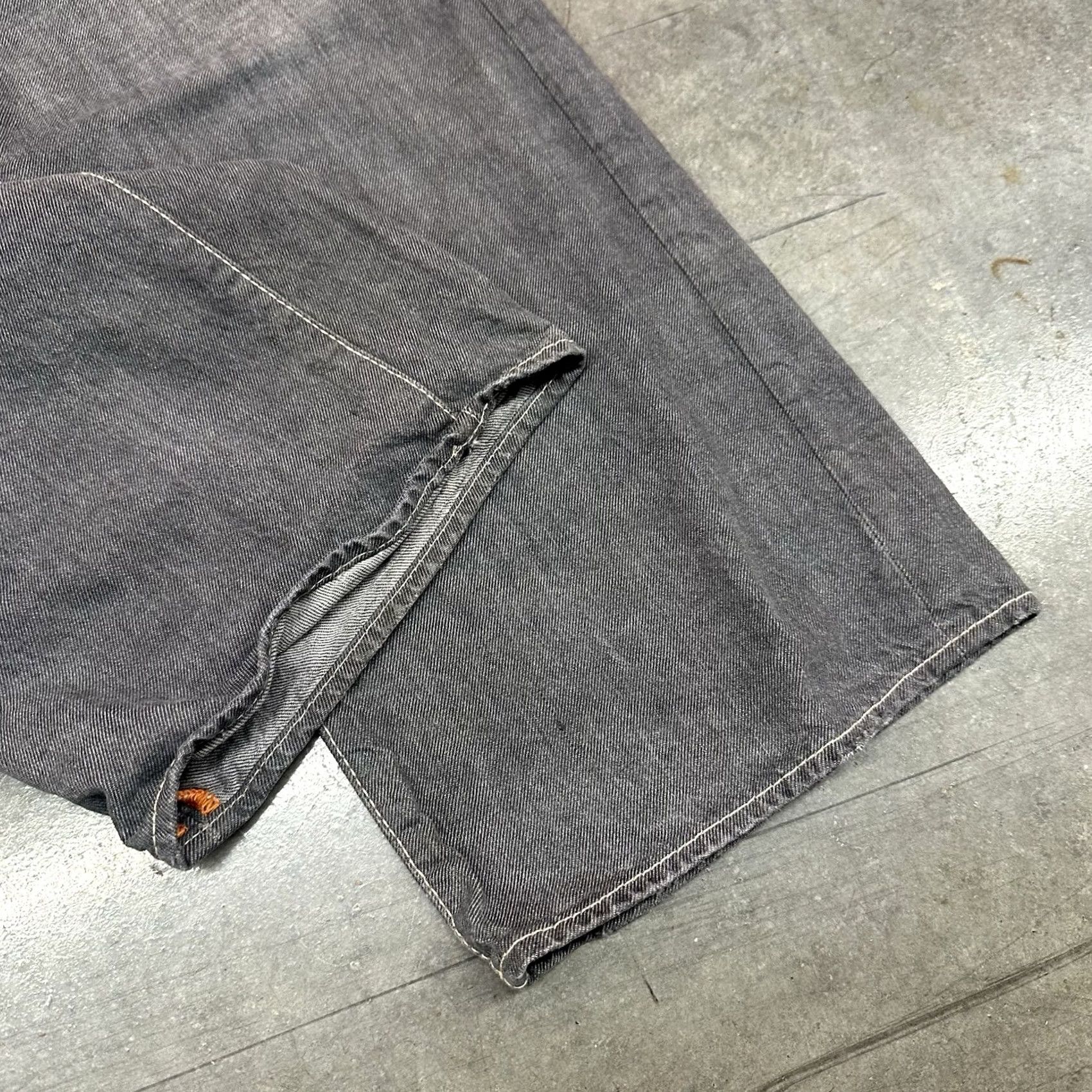 Hugo Boss Hugo Boss Jeans Men's 38 W 32 L Straight Leg Button Fly Denim Gray Grunge Size US 38 / EU 54 - 7 Thumbnail
