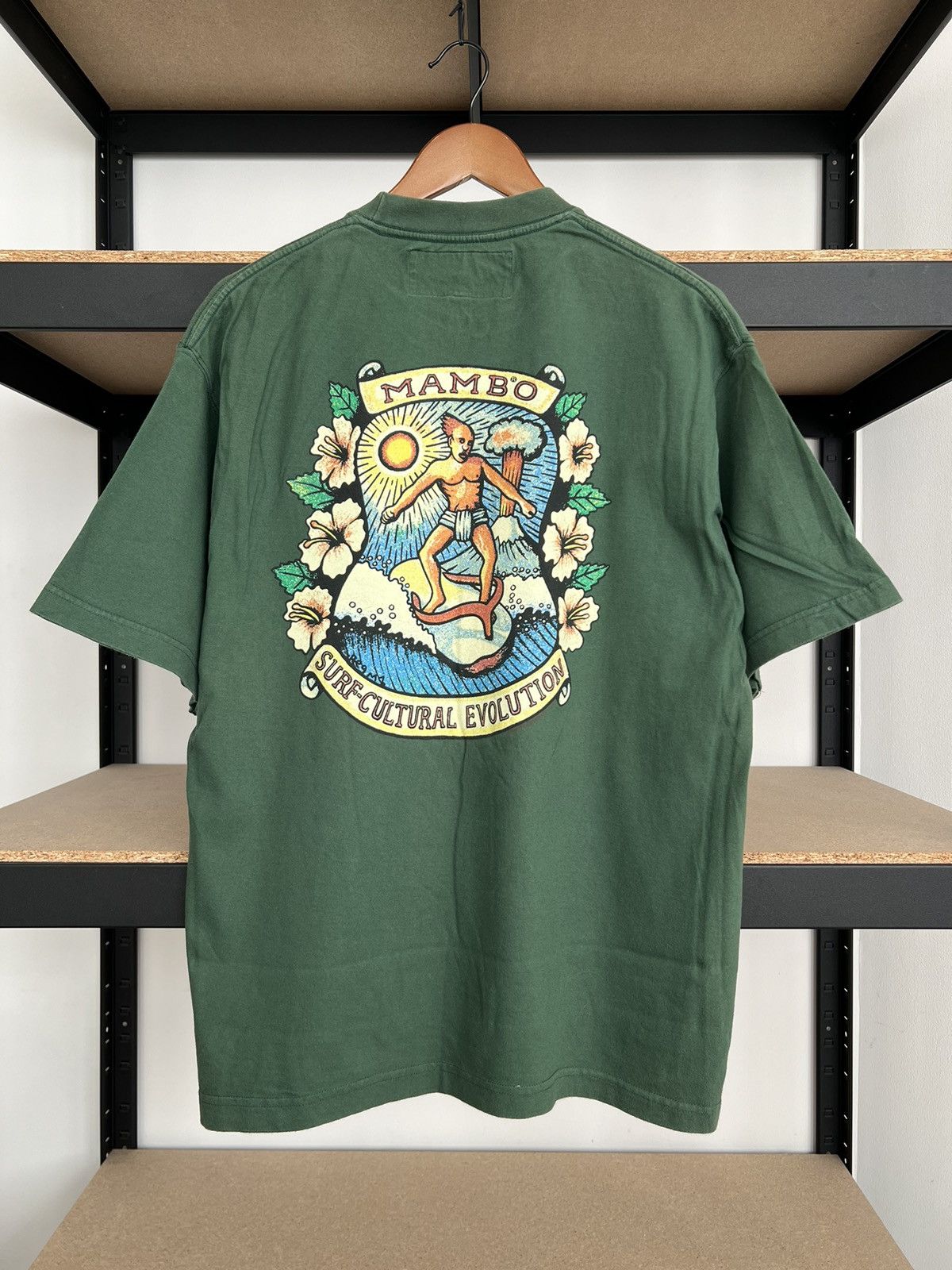 Mambo Vintage 90s Mambo Surf Cultural Evolution Australia T-shirt Size US M / EU 48-50 / 2 - 1 Thumbnail