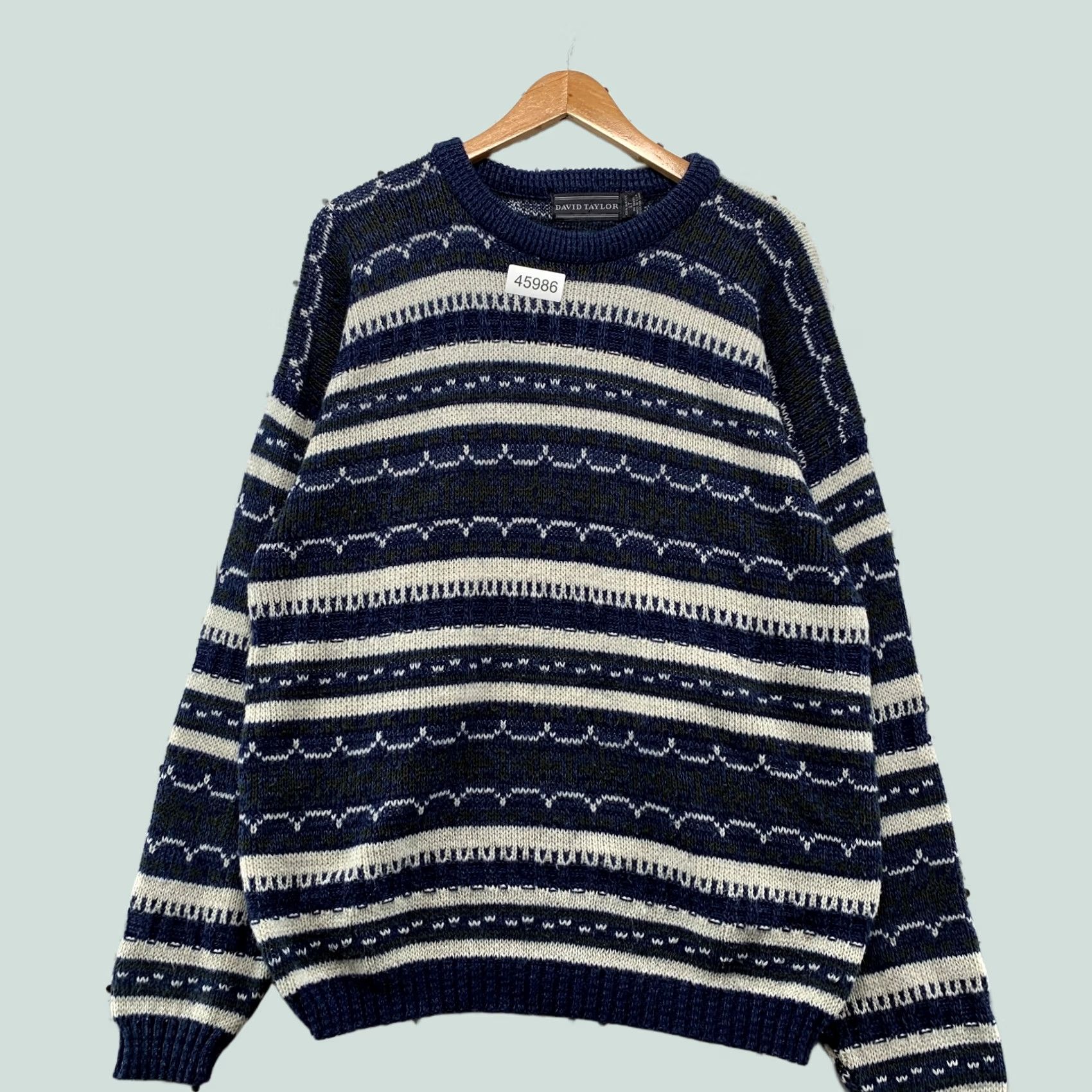 Vintage Vintage David Taylor LT Large Tall Blue 3D Knit Sweater Mens Pullover USA Shirt Size US L / EU 52-54 / 3 - 1 Thumbnail