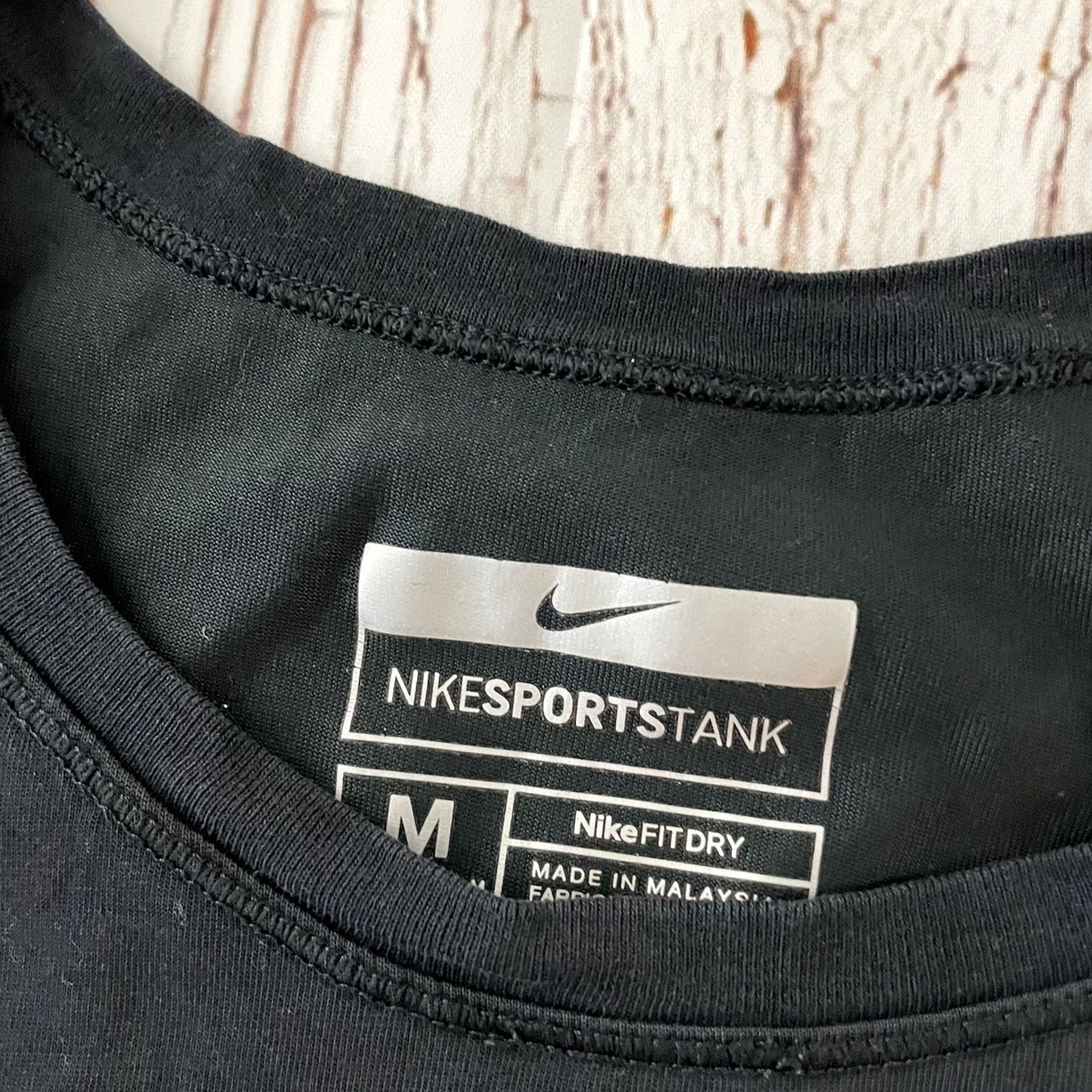 Nike Nike Womens Tank Athletic Sleeveless Medium Black Sports FitDry Top Size M / US 6-8 / IT 42-44 - 2 Thumbnail