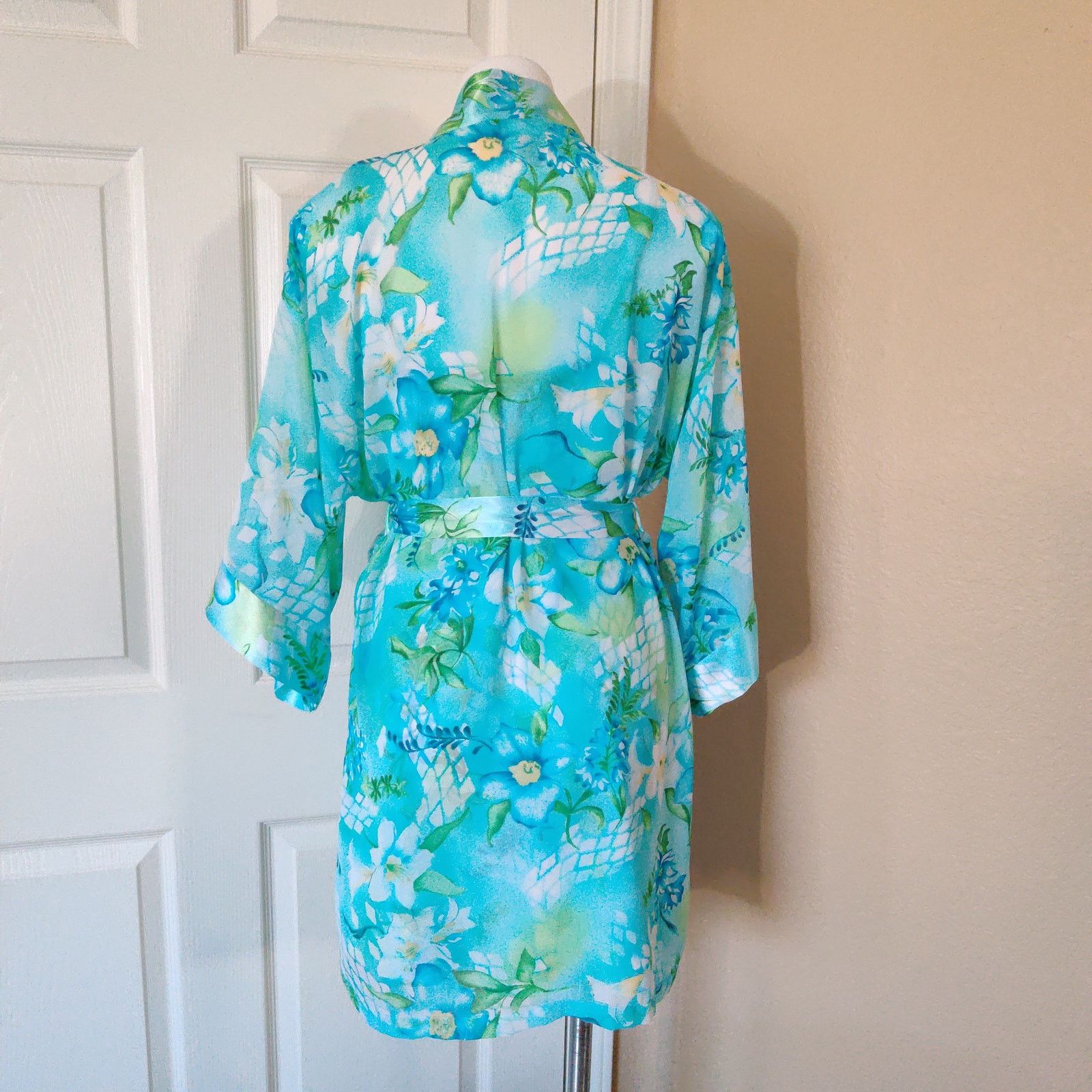 Vintage Vintage Sophia by Delicates silky chemise robe set Size ONE SIZE - 7 Thumbnail