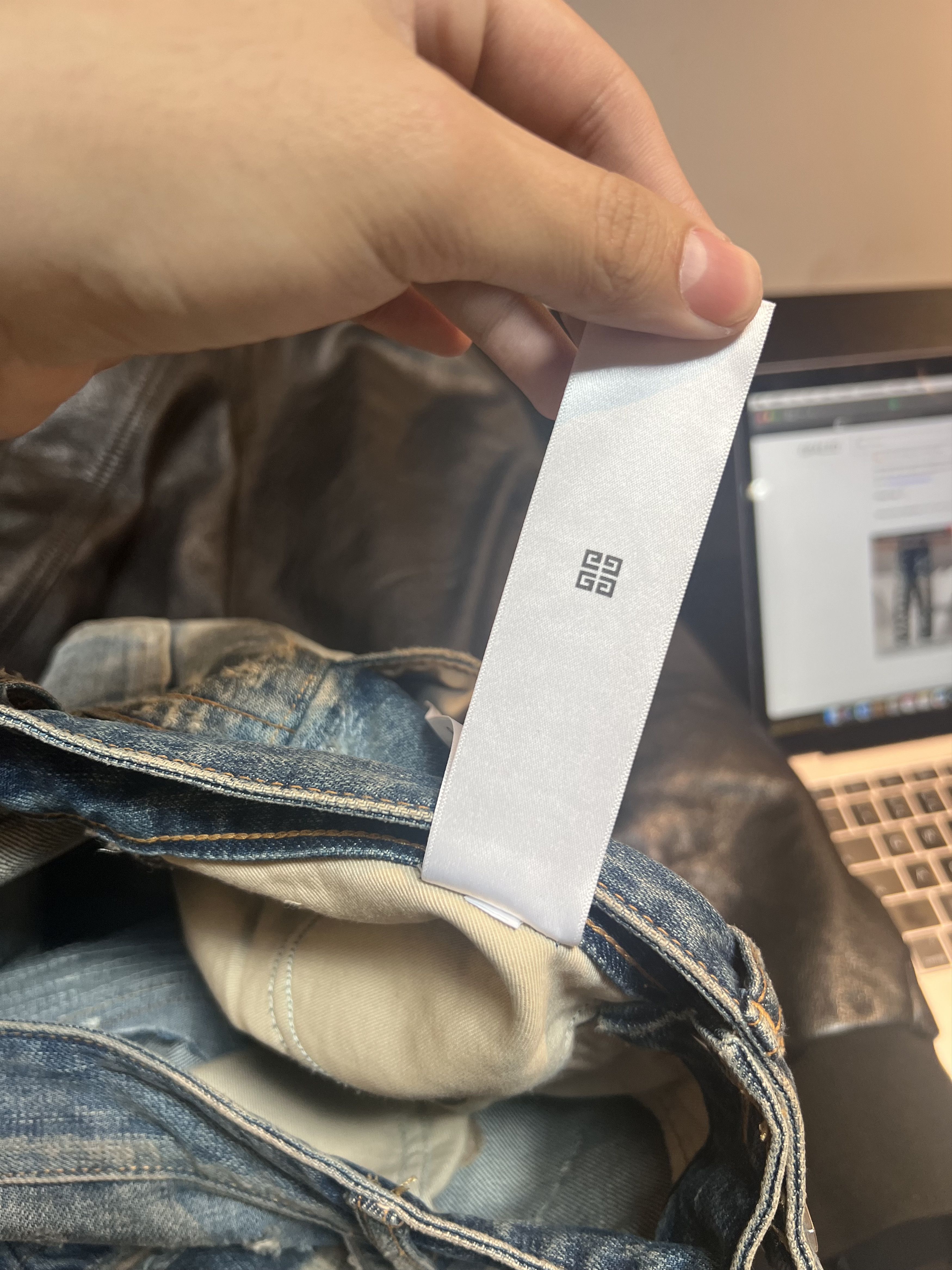 Givenchy Givenchy Distressed Boro Denim Size US 33 - 8 Thumbnail