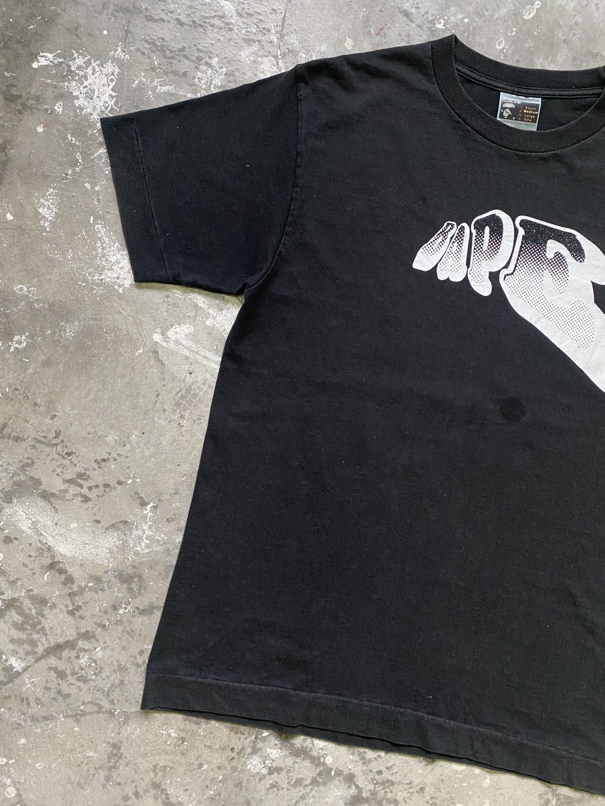 Bape Vintage BAPE 3D Art Graffiti Design T Shirt Size US M / EU 48-50 / 2 - 4 Thumbnail