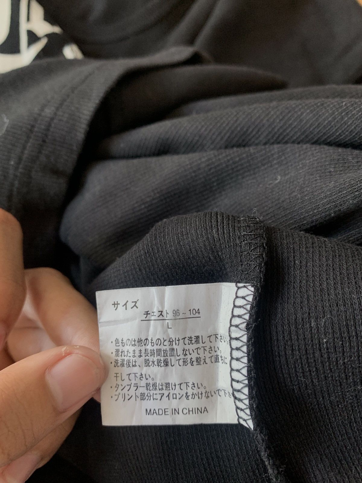 Japanese Brand 2000s japanese archive spiral news y2k longsleeve tee Size US L / EU 52-54 / 3 - 4 Thumbnail