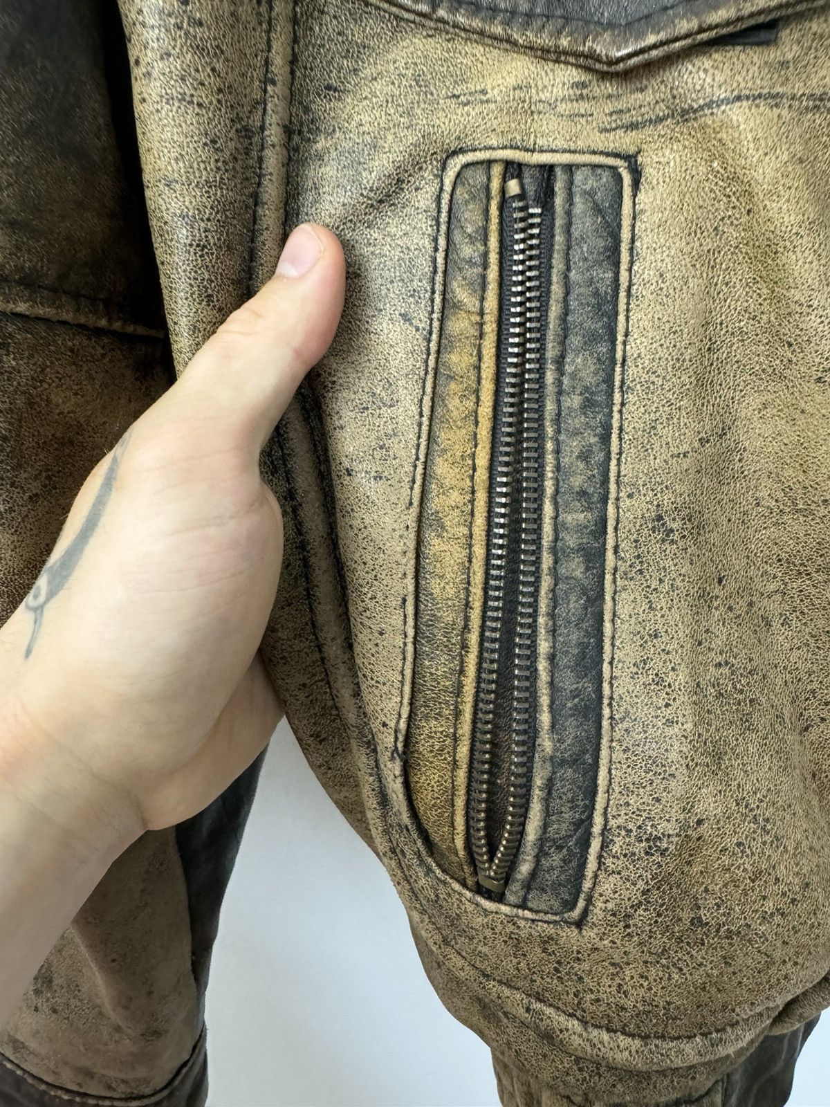 Vintage Rare Vintage 90s leather jacket Brown faded washed Japanese Size US L / EU 52-54 / 3 - 7 Thumbnail
