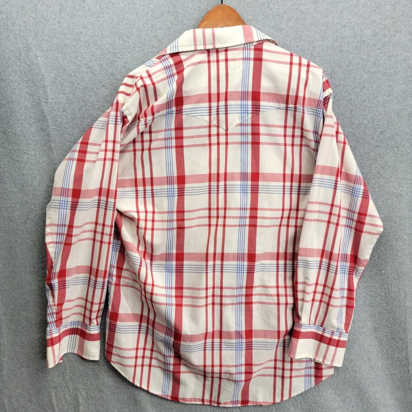 Vintage VINTAGE Flying R Ranchwear Western Pearl Snap Shirt Mens 17.5 35 Stripe plaid Red Cotton Blend Button-Up Long Sleeve Western Mens Size US XXL / EU 58 / 5 - 5 Thumbnail